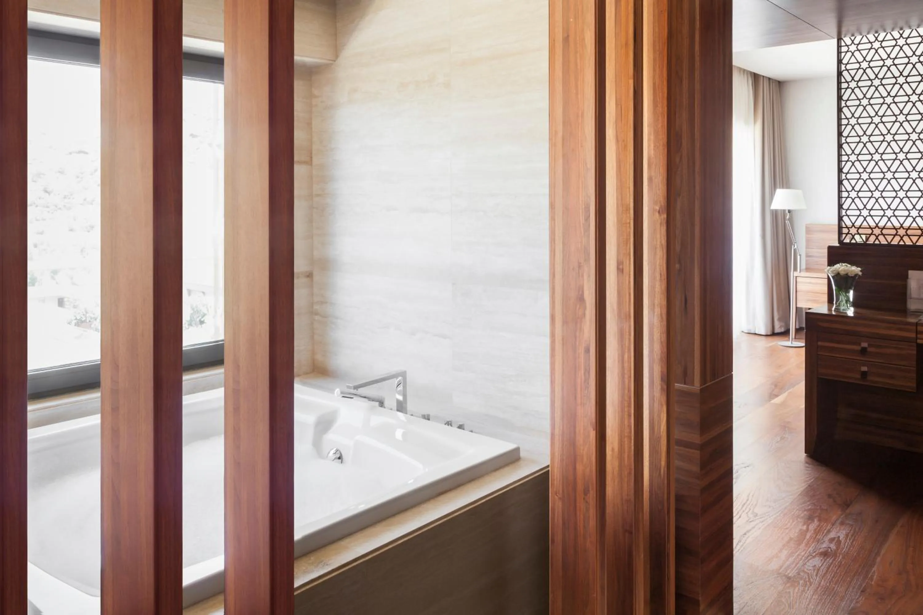 Bathroom, Bed in D Maris Bay