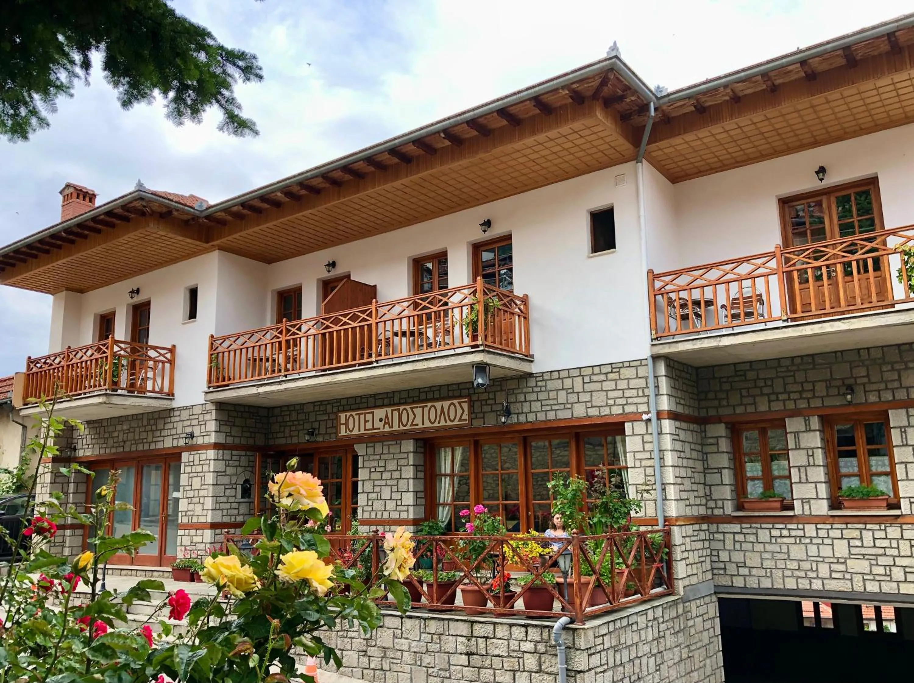 Apostolos Hotel