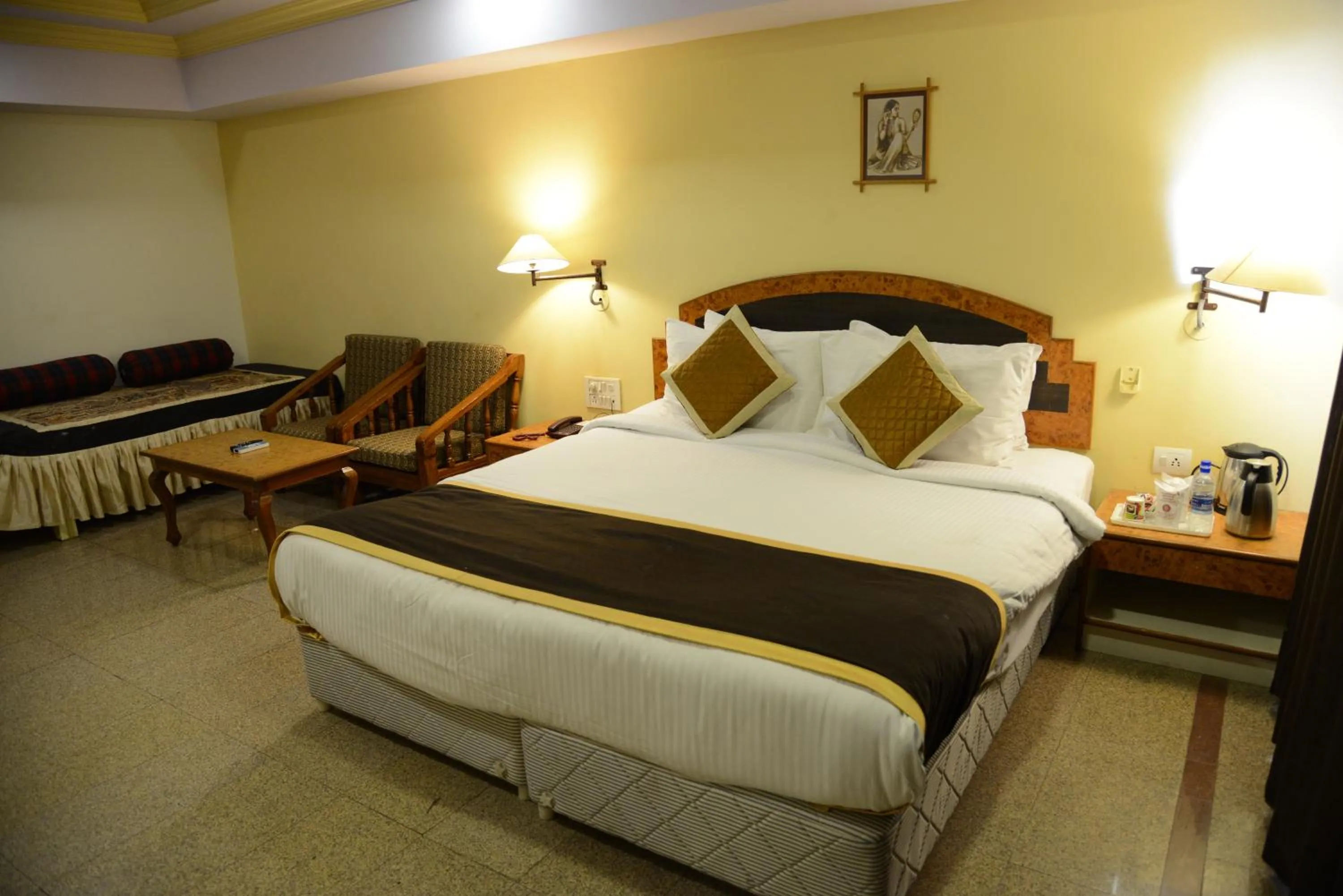 Bedroom, Bed in Rajputana Palace