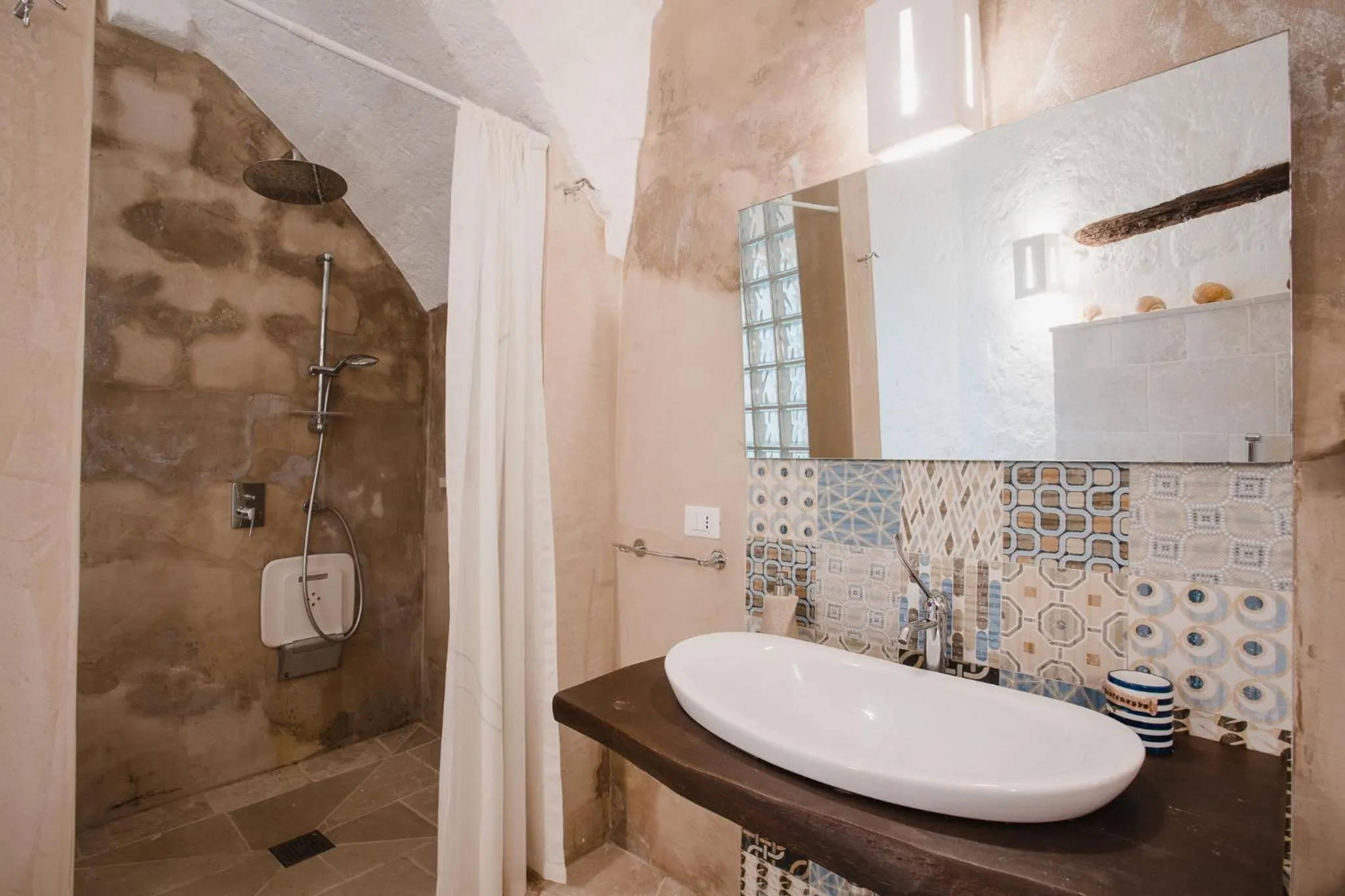 Bathroom in La Casetta di Porzia