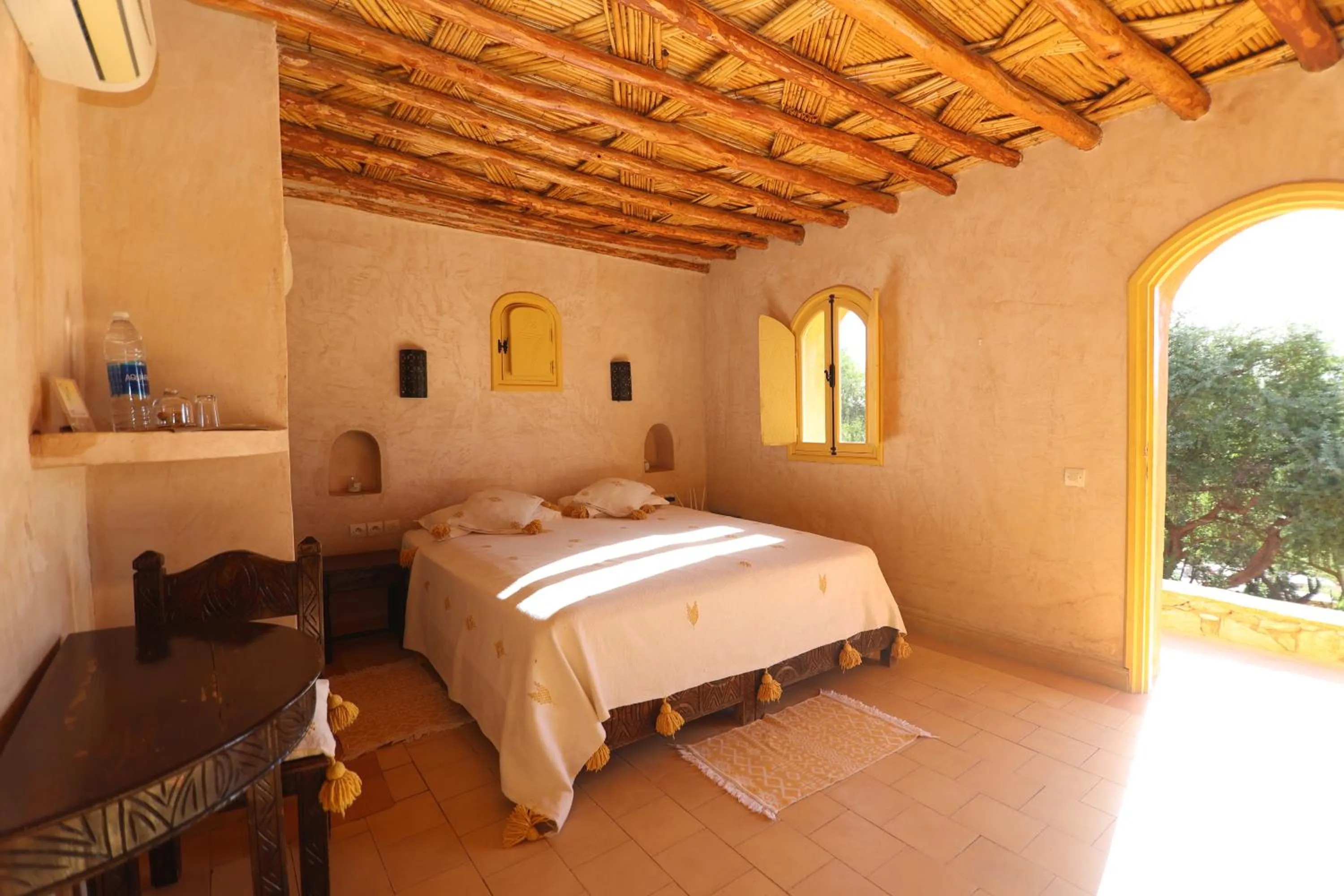Bed in Paradis Nomade