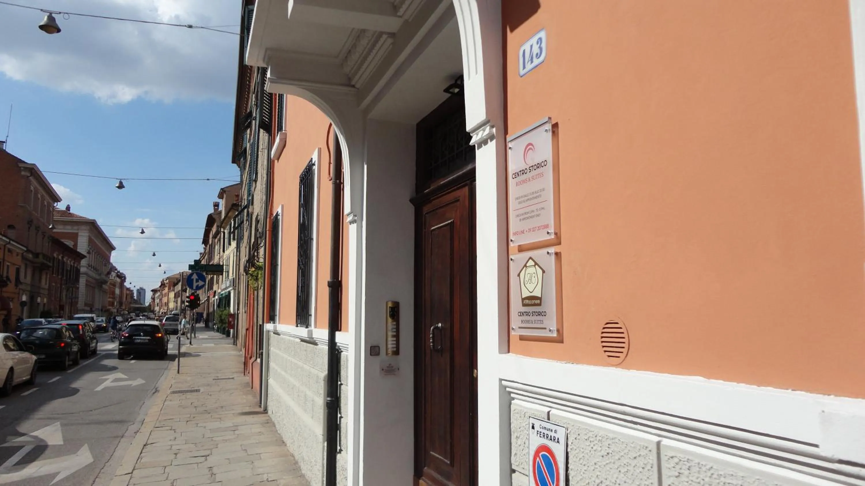 Facade/entrance in Centro Storico Rooms