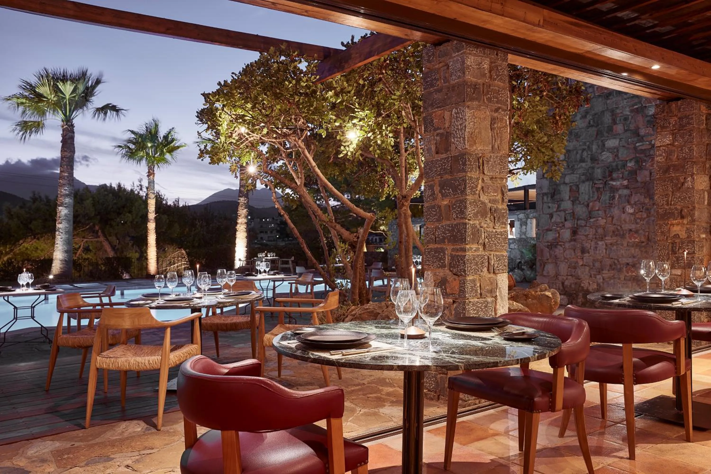 Restaurant/places to eat in Thalassa Villas