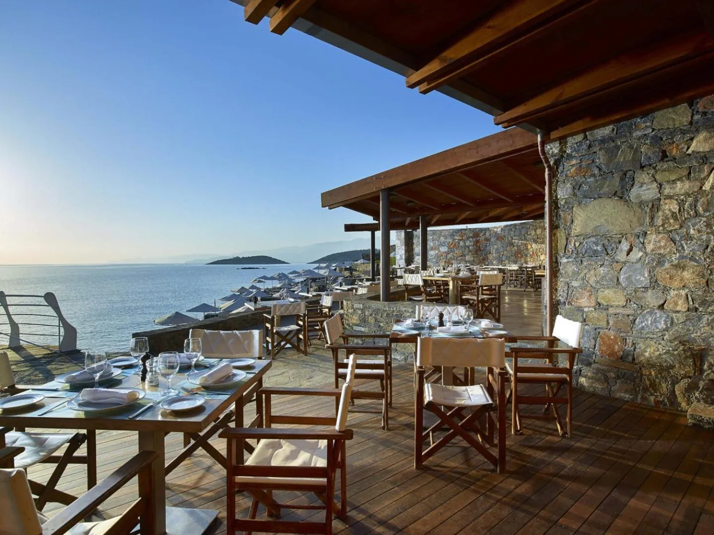 Restaurant/places to eat in Thalassa Villas