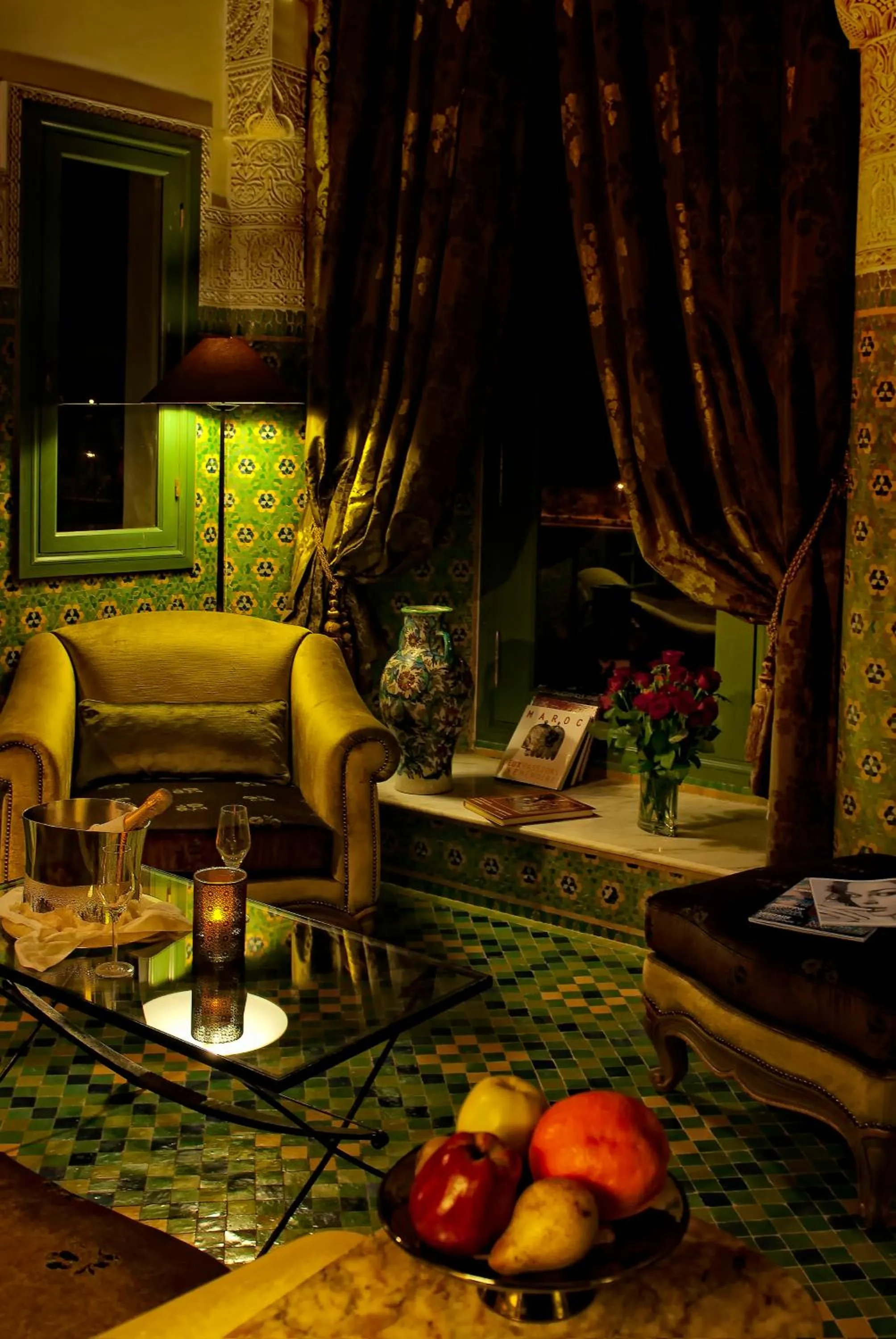 Seating area in Palais Faraj Suites & Spa