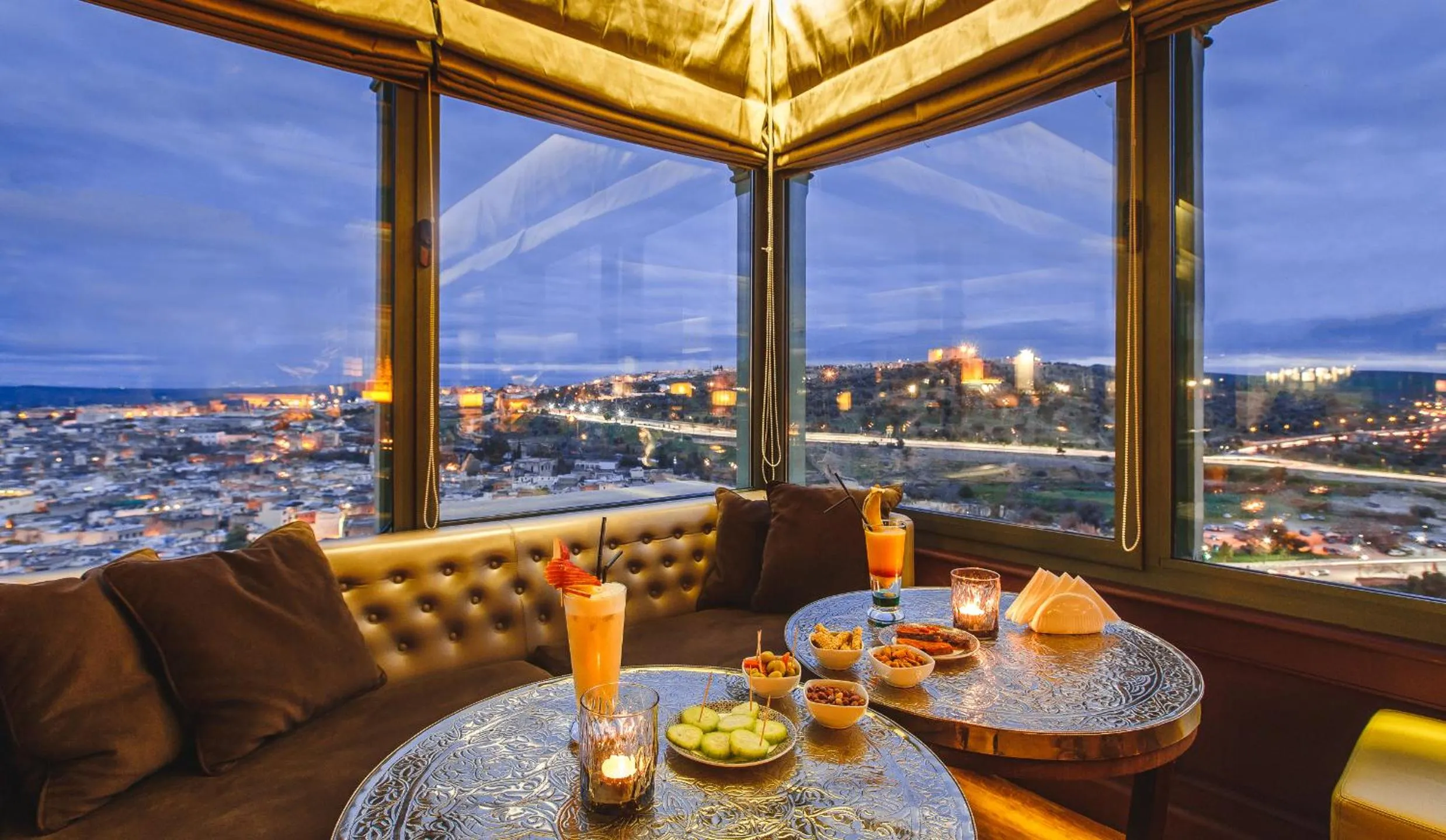 Lounge or bar in Palais Faraj Suites & Spa