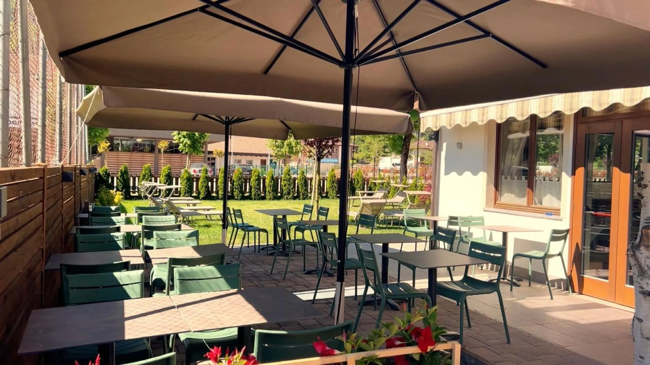 Patio in Hotel Garni My Ledro