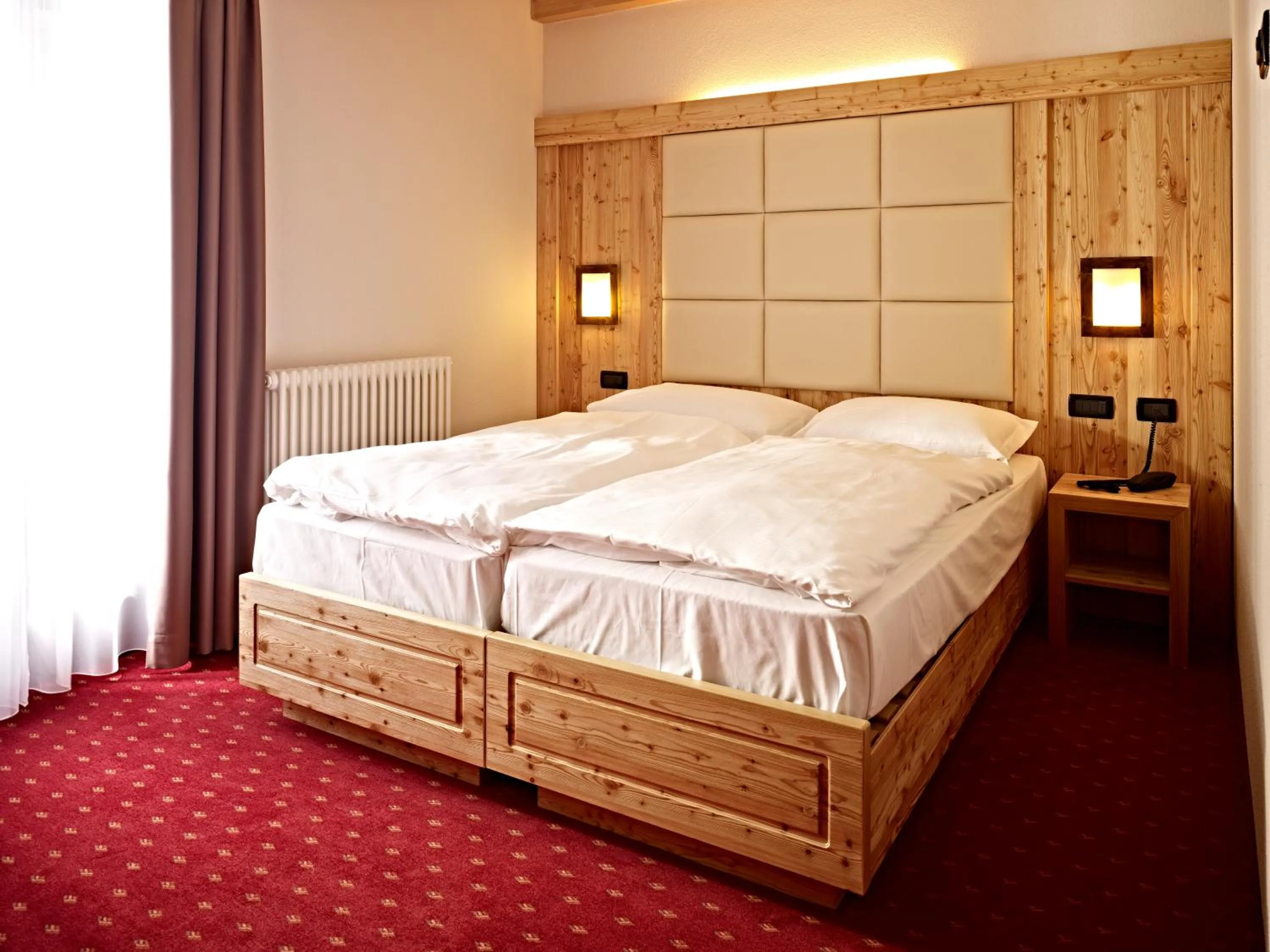 Bedroom, Bed in Hotel Garni My Ledro