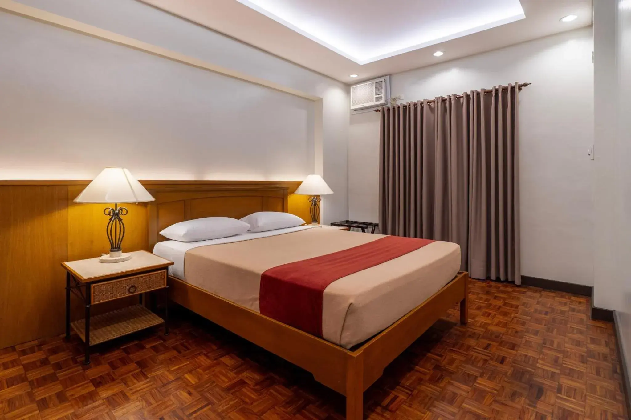 Bedroom, Bed in Tropicana Suites Bedroom, Bed in Tropicana Suites