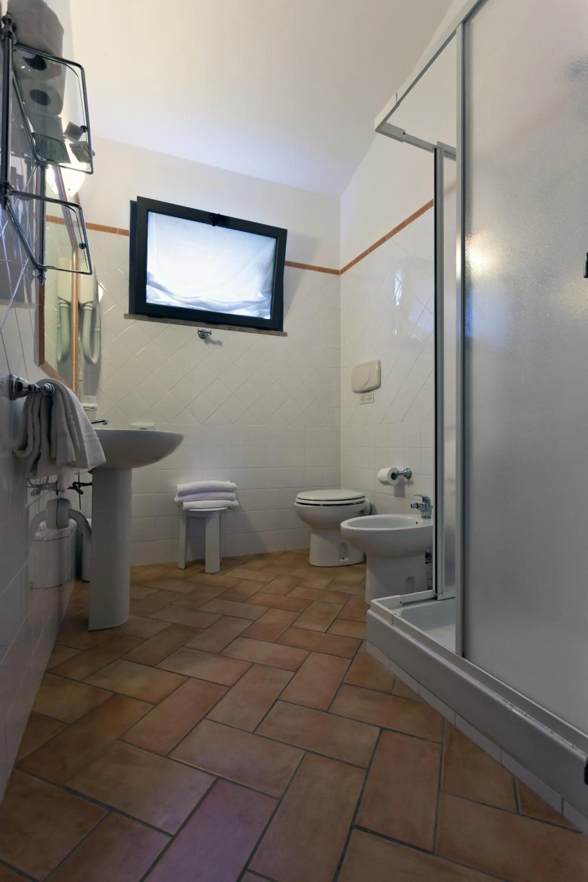 Bathroom in Hotel Ristorante Le Querciolaie dei Ricci