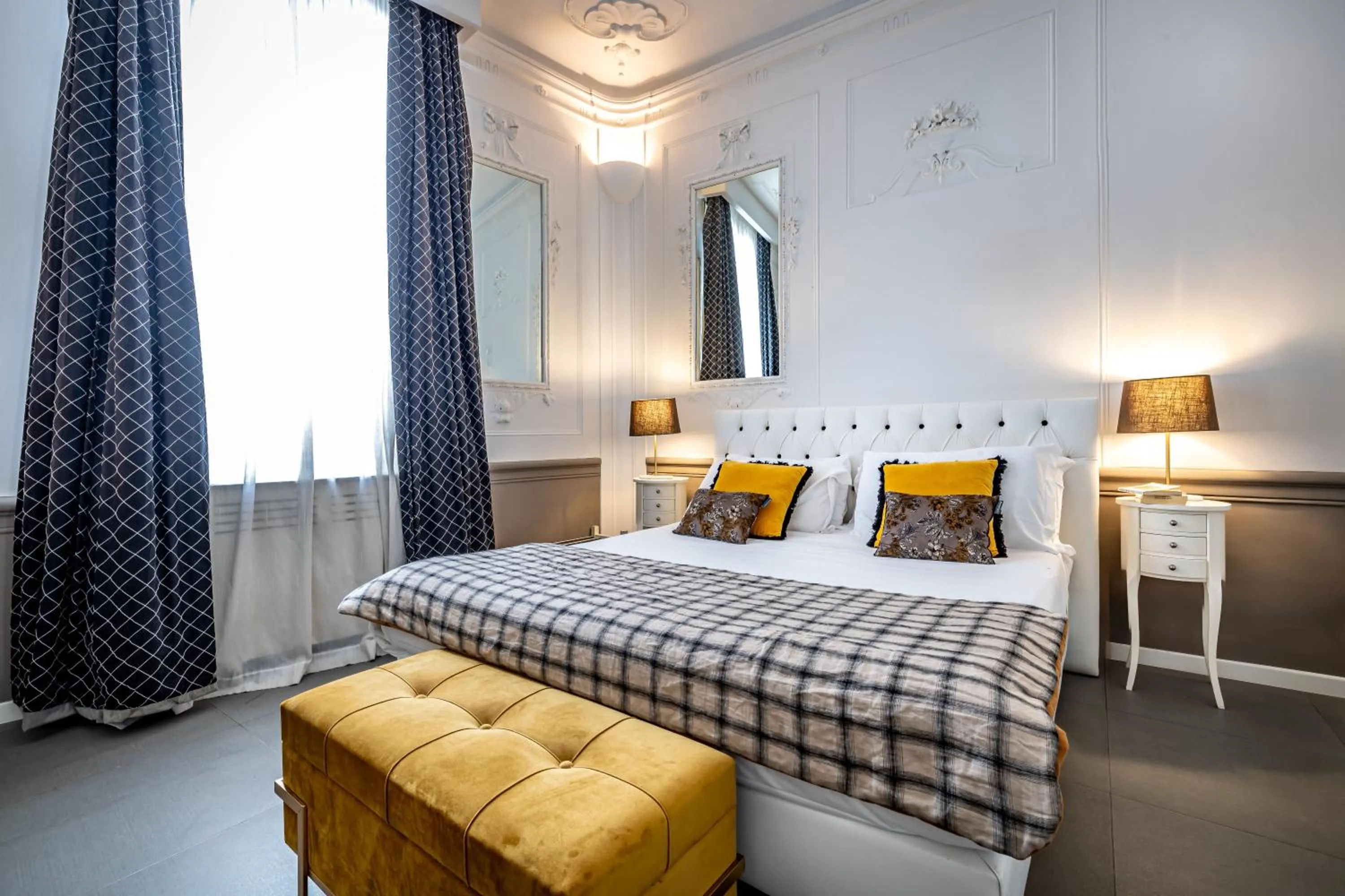 Photo of the whole room, Bed in Boutique Hotel La Casa di Morfeo