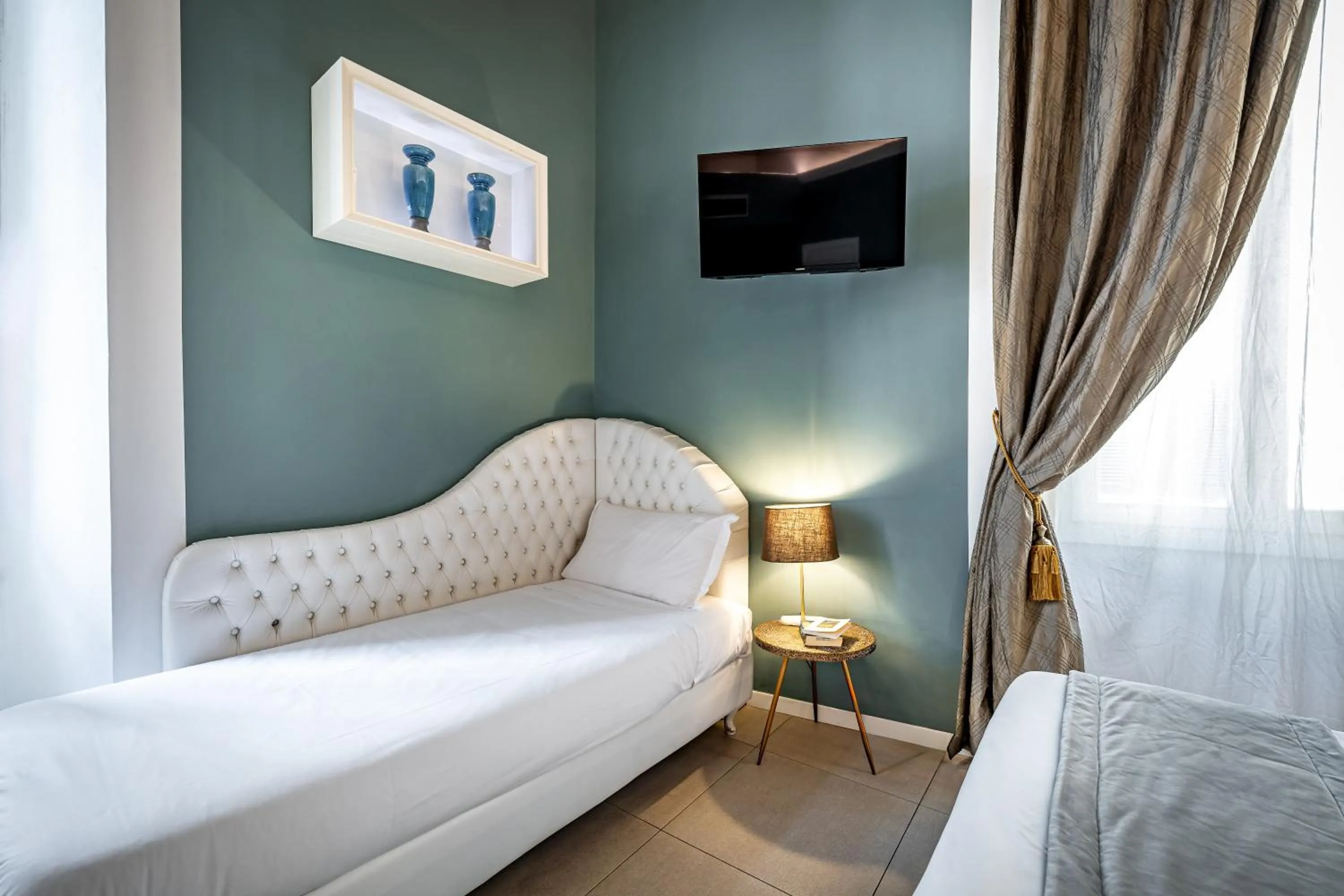 Photo of the whole room, Bed in Boutique Hotel La Casa di Morfeo