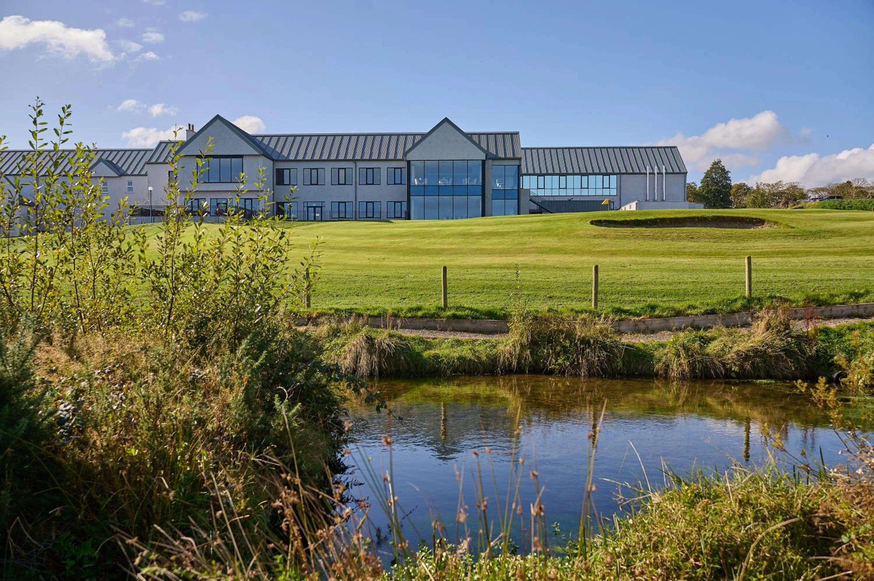 Property building in Comis Hotel & Golf Resort