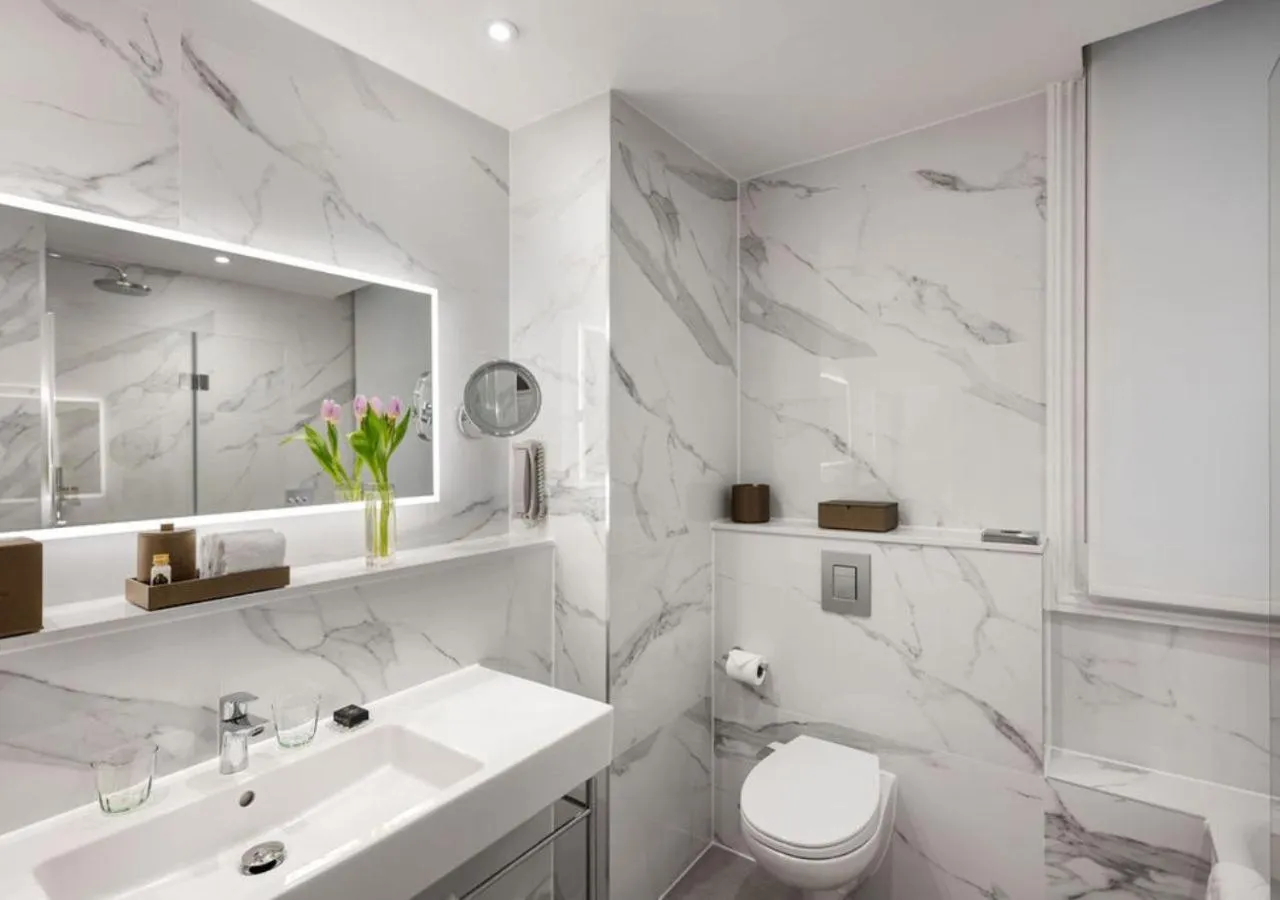 Bathroom in Taj 51 Buckingham Gate Suites and Residences