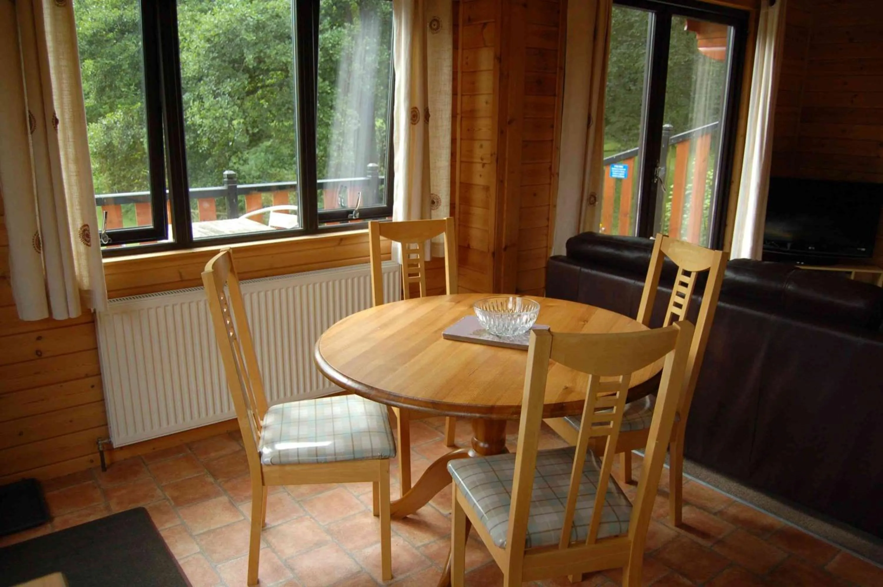 Luxury woodland Alder Lodge