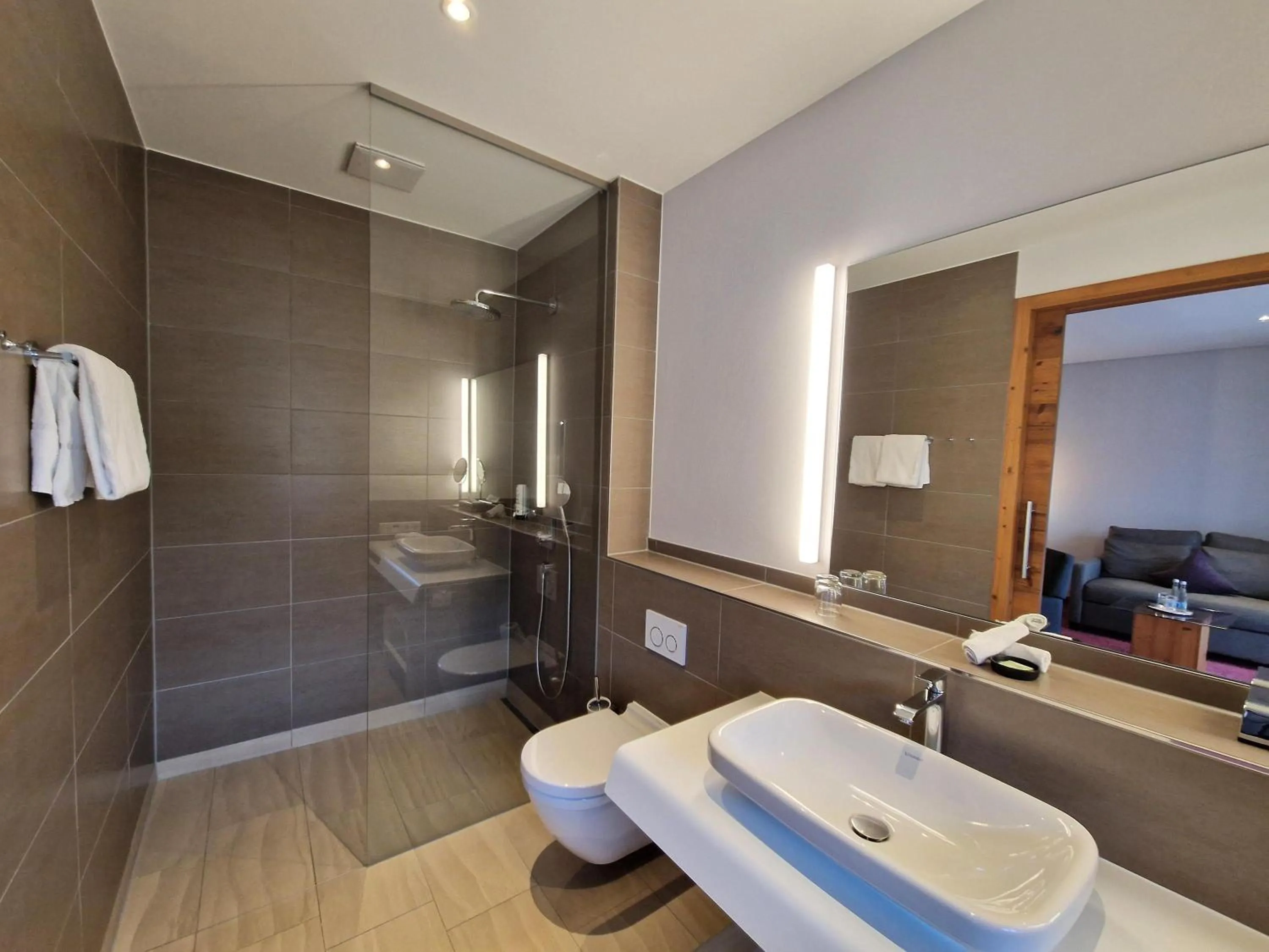 Shower in Mosers Blume Relax & Genuss Hotel