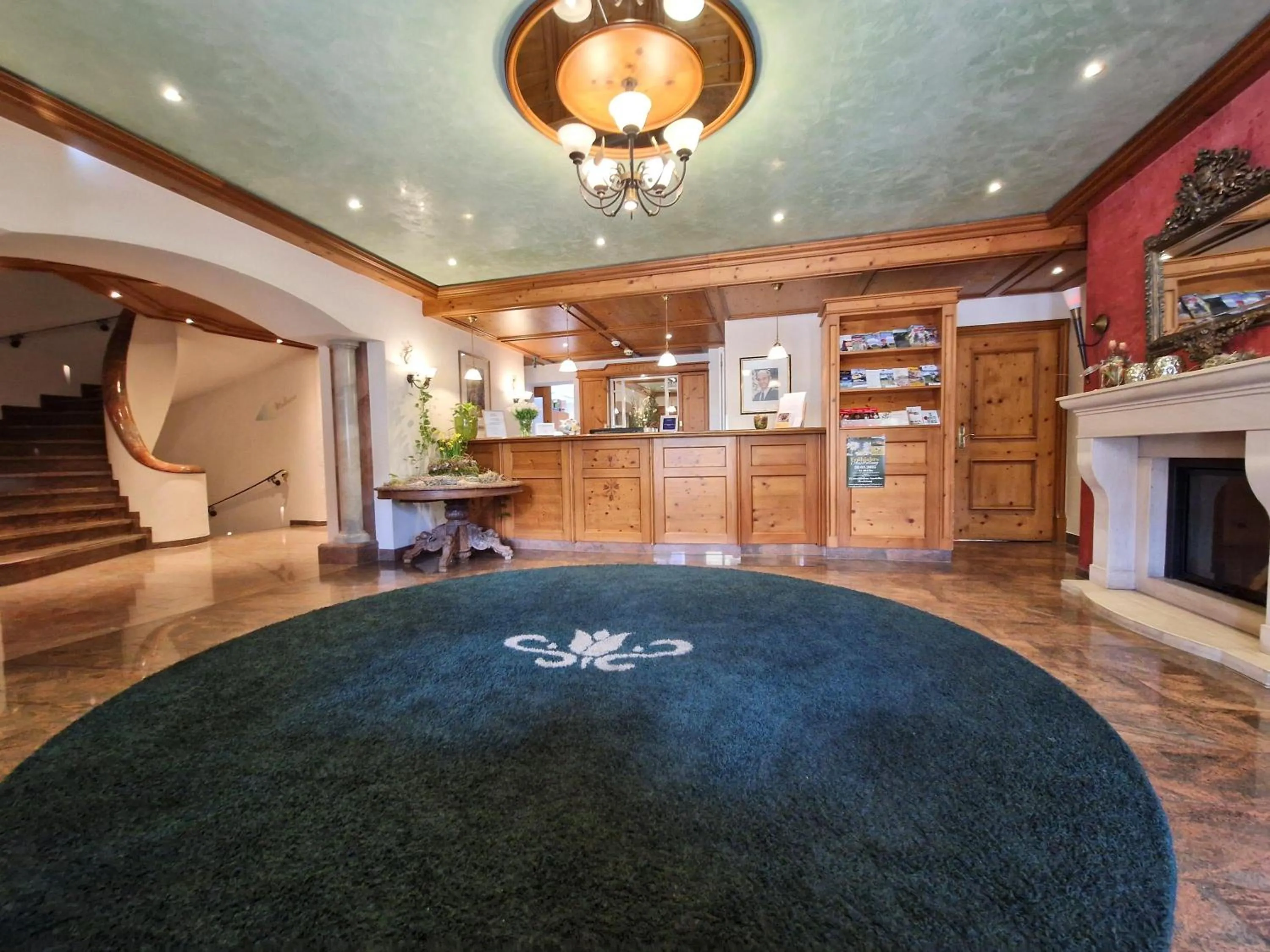 Lobby or reception in Mosers Blume Relax & Genuss Hotel