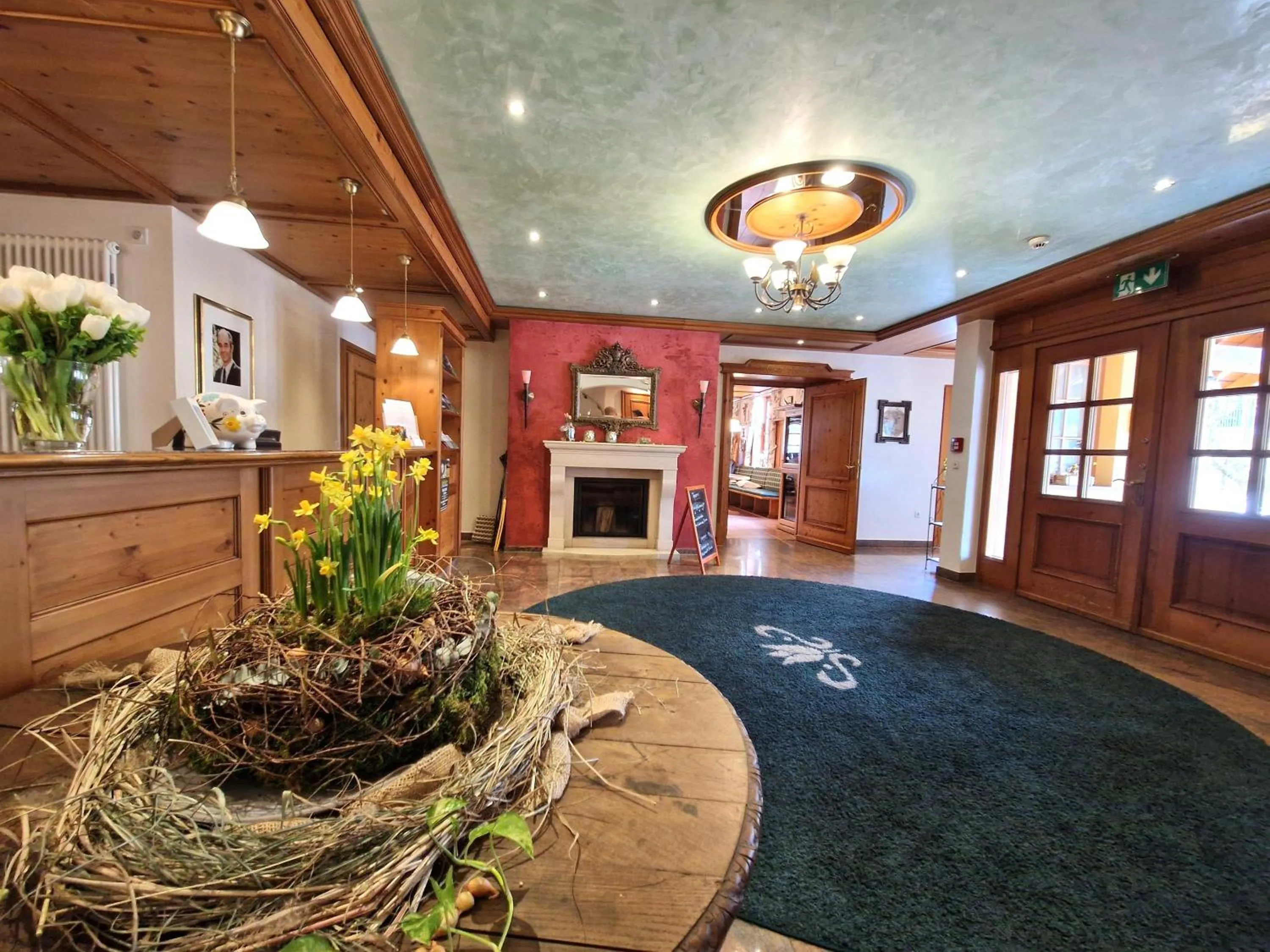 Lobby or reception in Mosers Blume Relax & Genuss Hotel