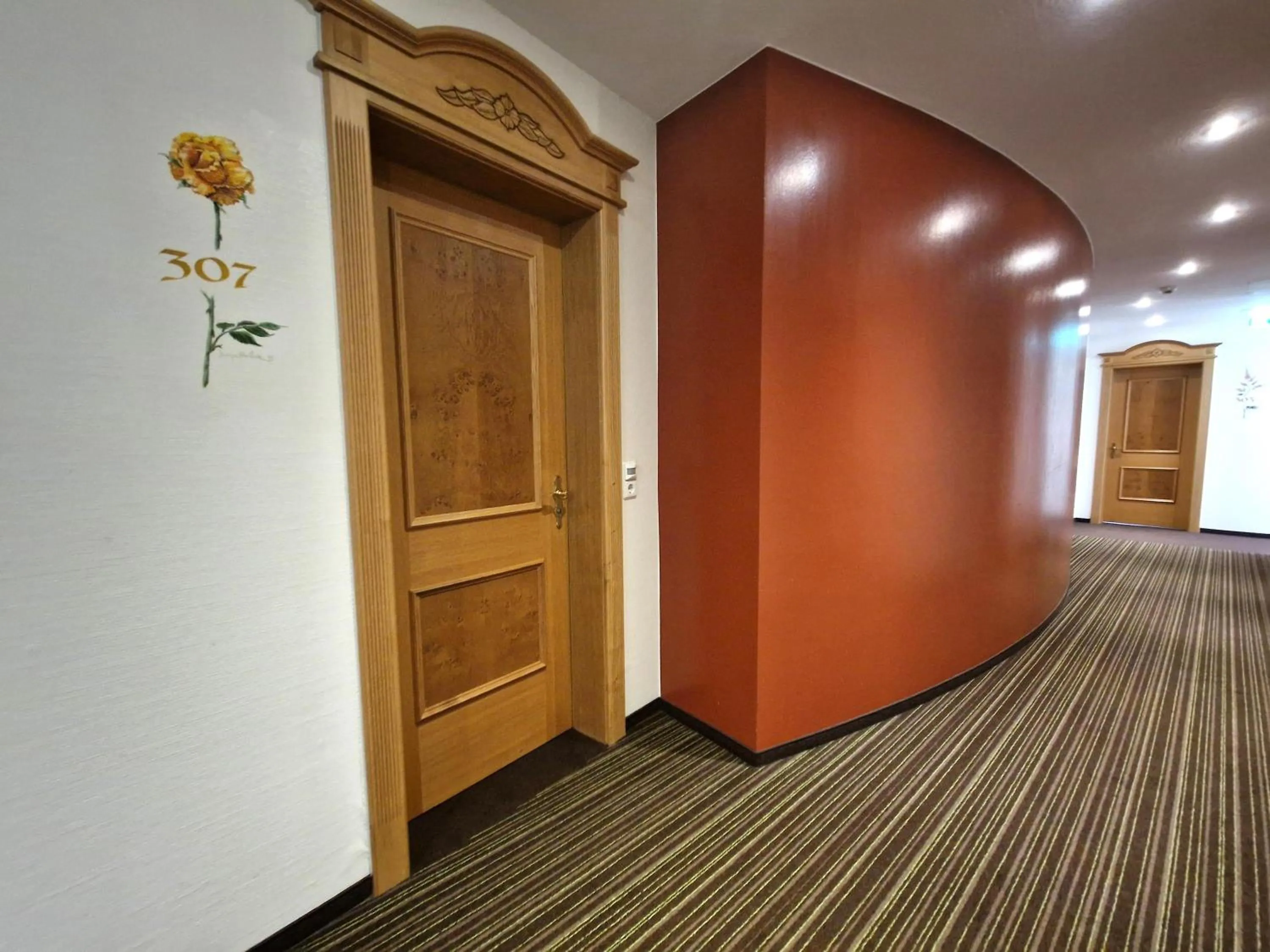 Decorative detail in Mosers Blume Relax & Genuss Hotel