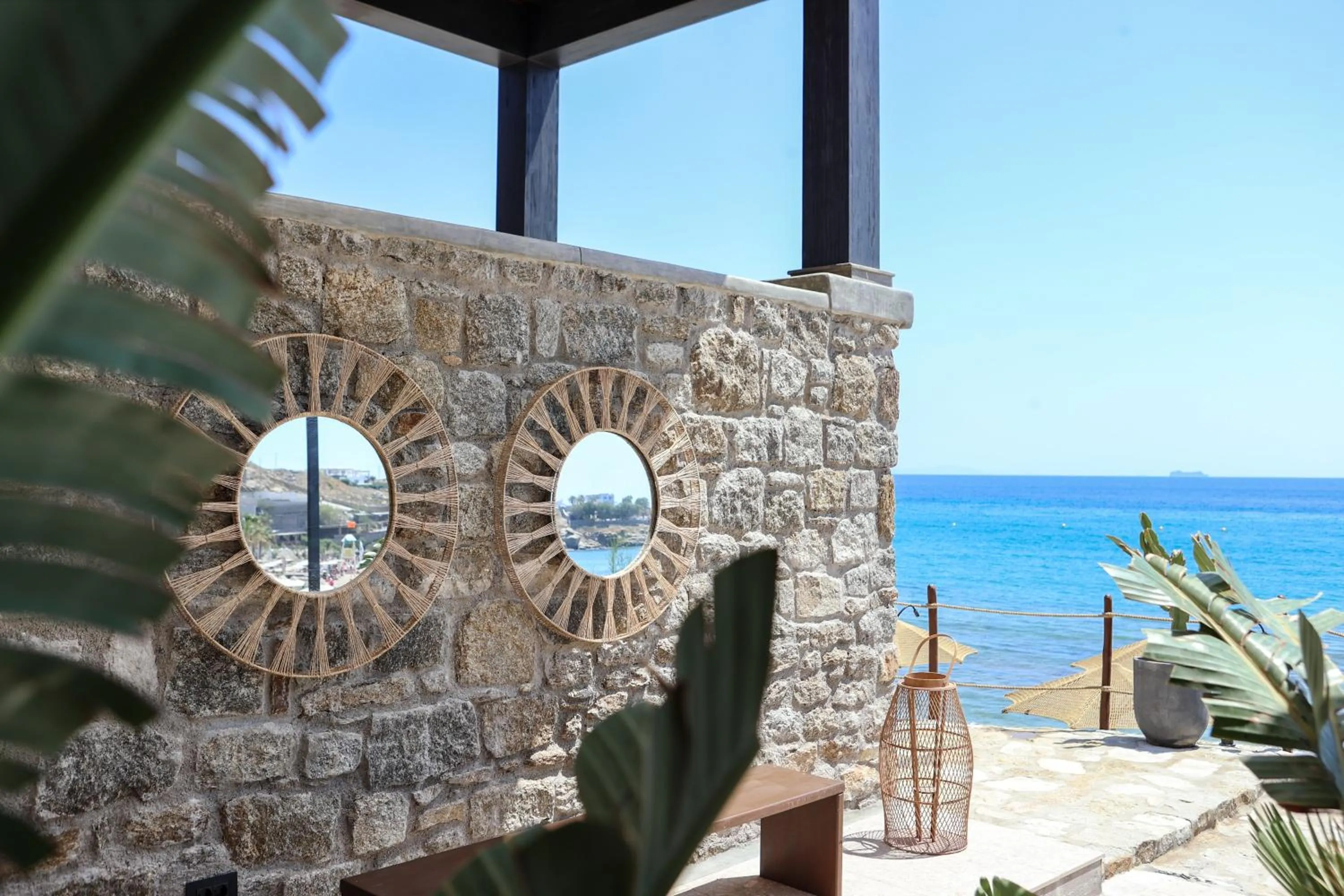 Restaurant/places to eat in Tropicana Hotel , Suites & Villas Mykonos