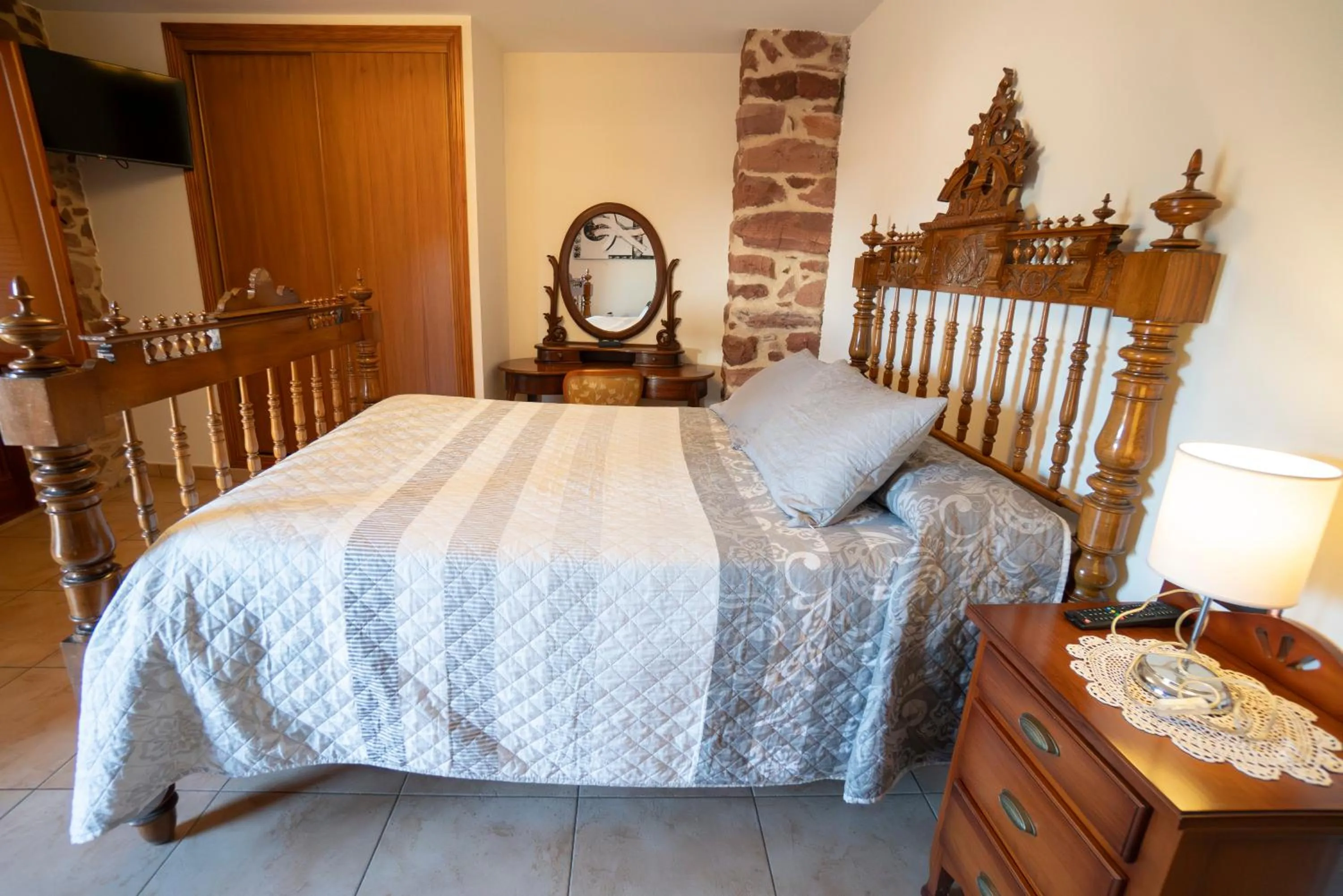 Bed in Hotel Rural L'Antic Portal