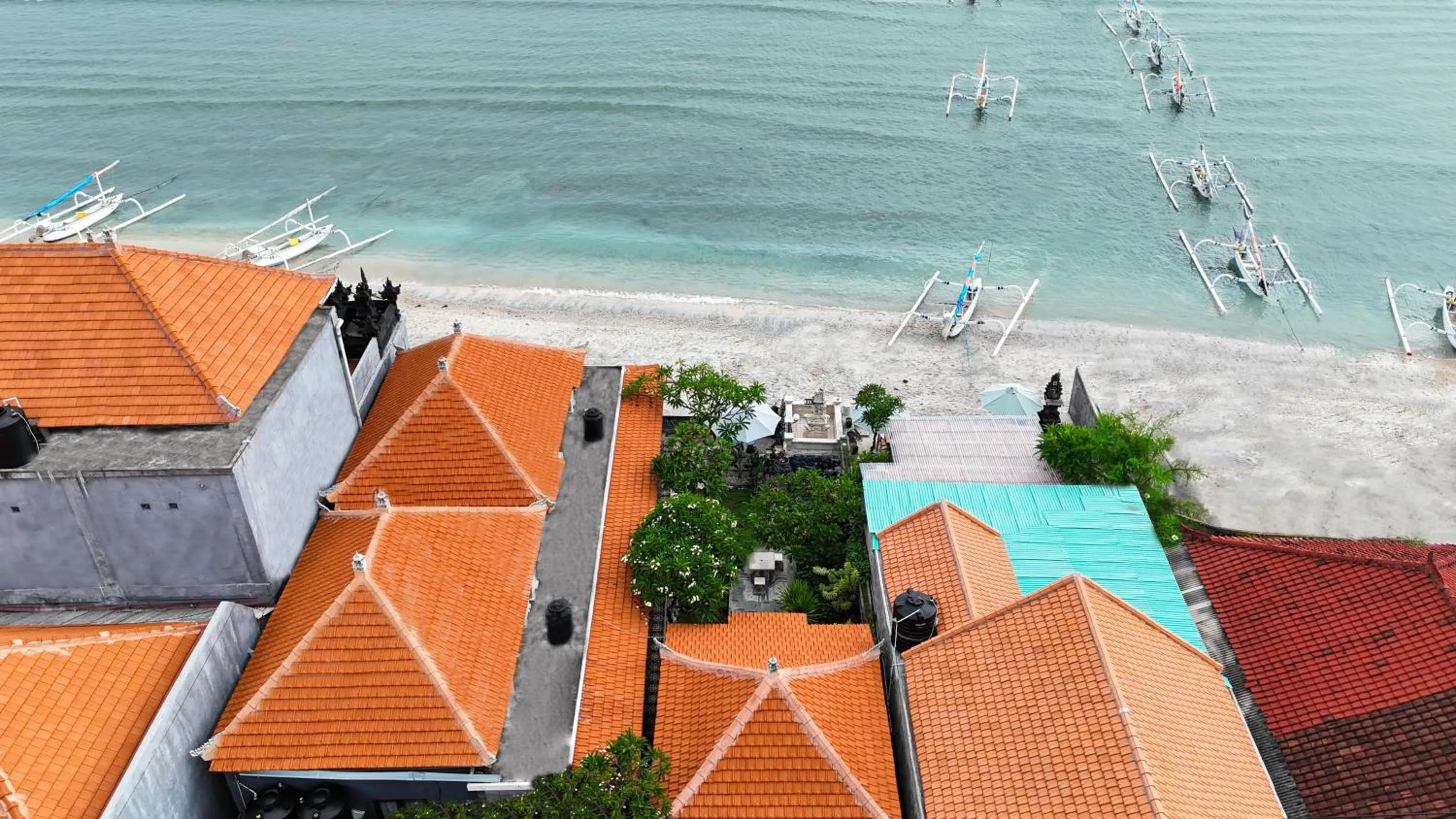 Beach in Swan Beach Inn