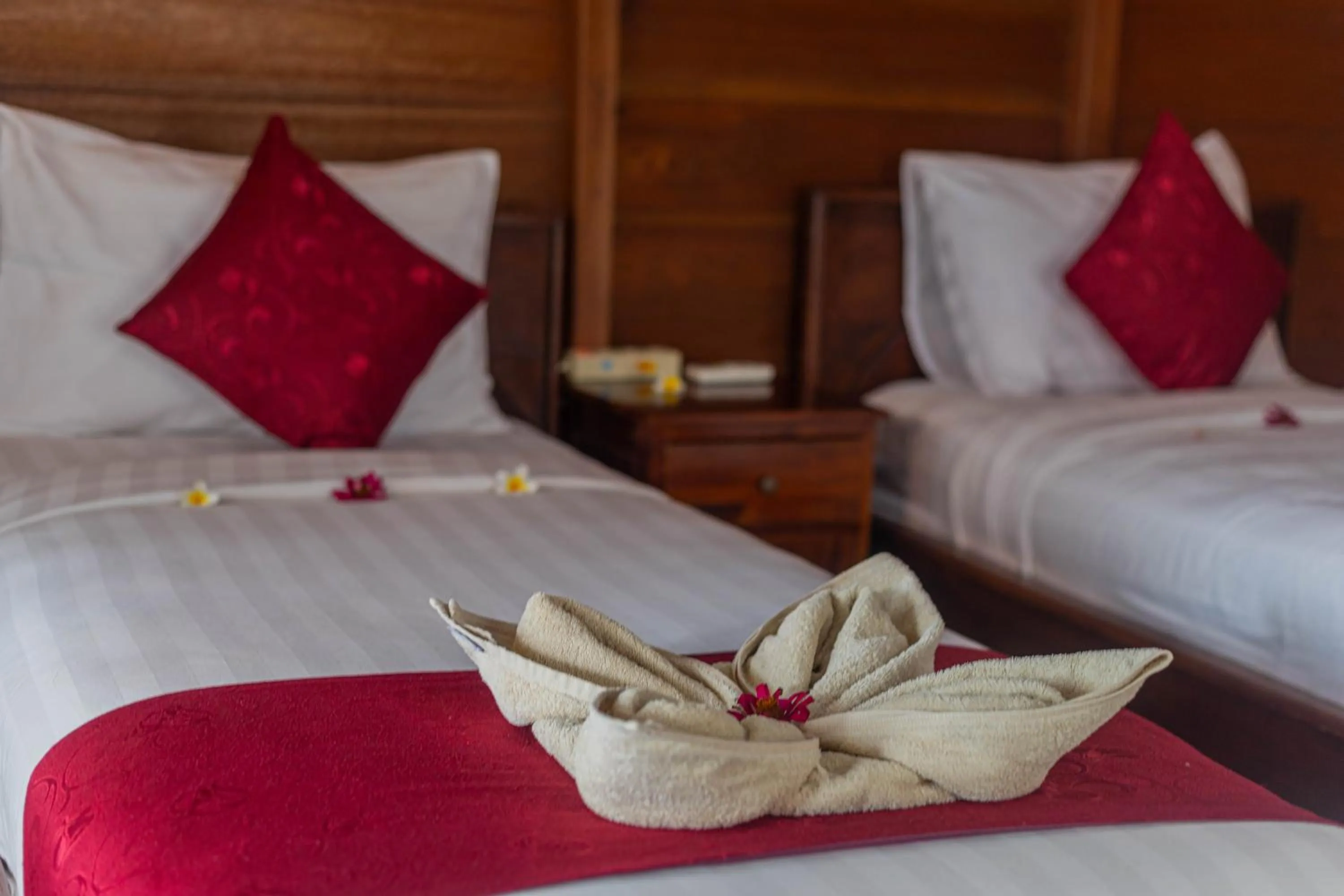 Decorative detail, Bed in Swan Beach Inn
