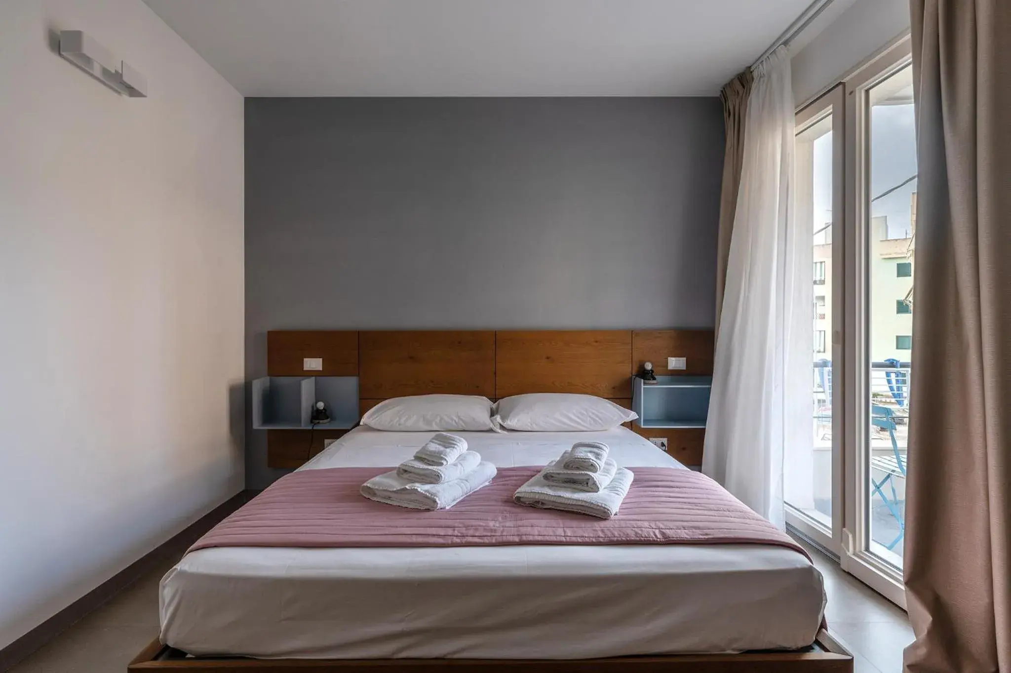 King Room with Balcony in Serafini Rooms King Room with Balcony in Serafini Rooms