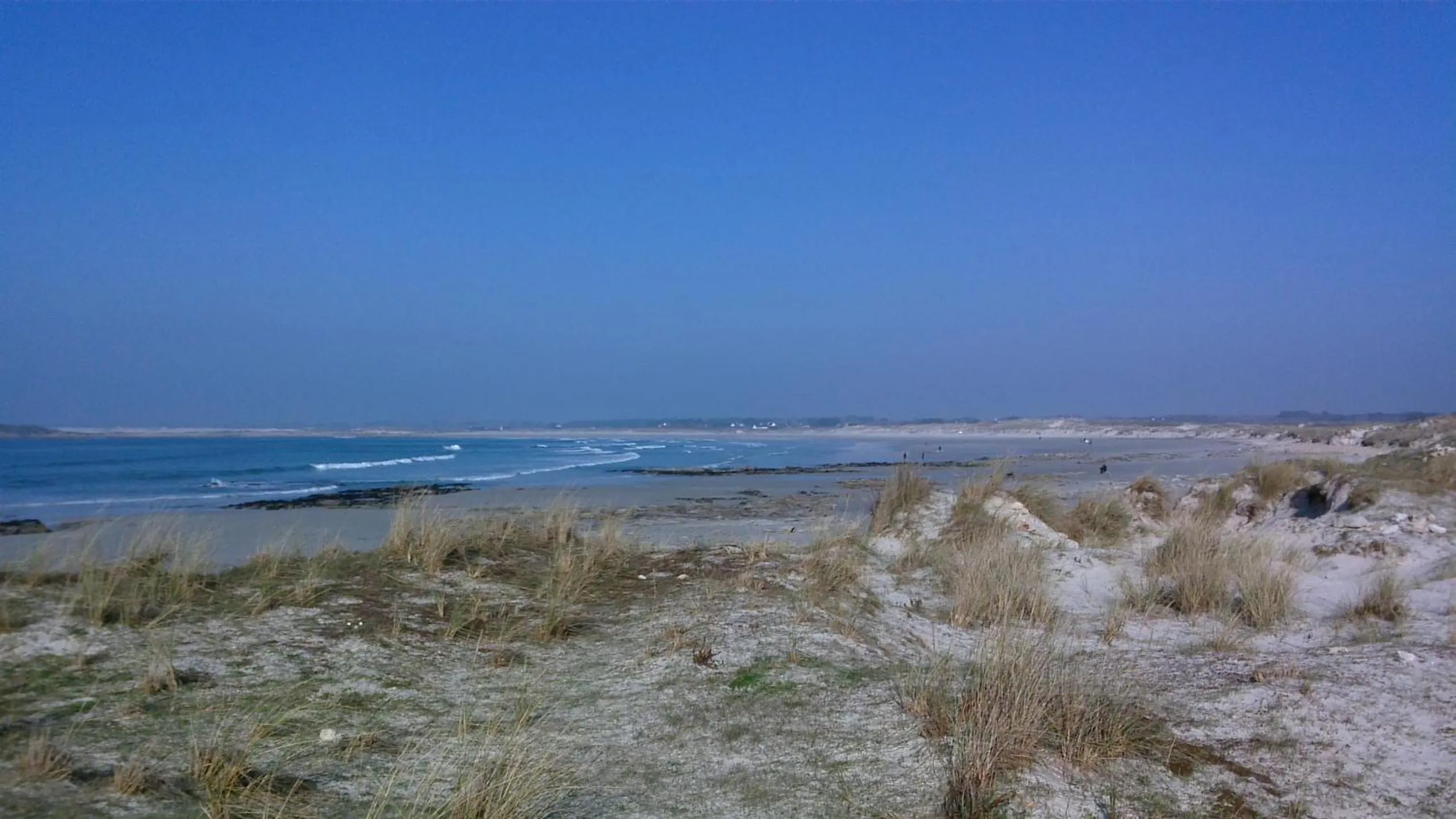 Beach in les volets bleus