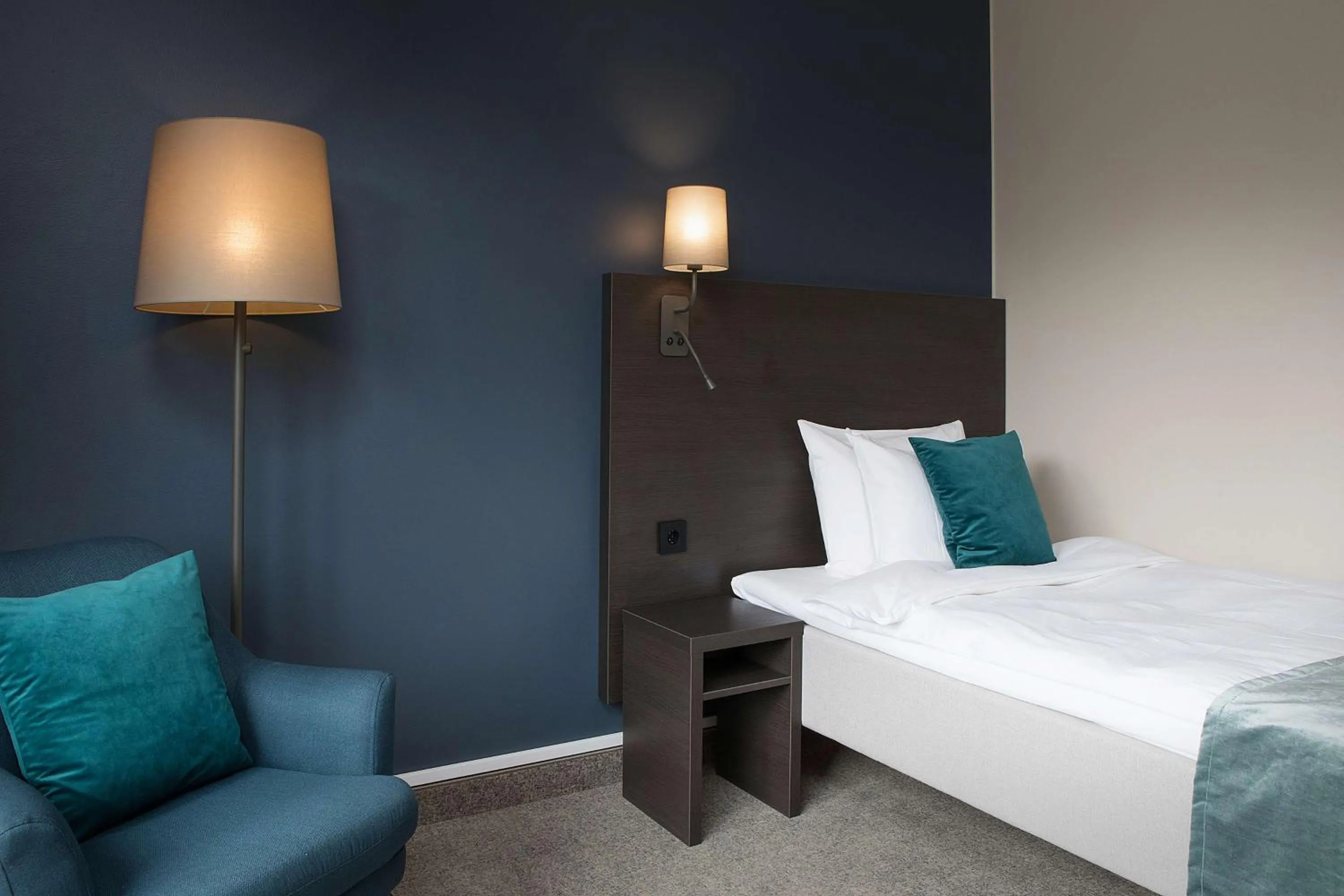 Photo of the whole room, Bed in Scandic Brennemoen