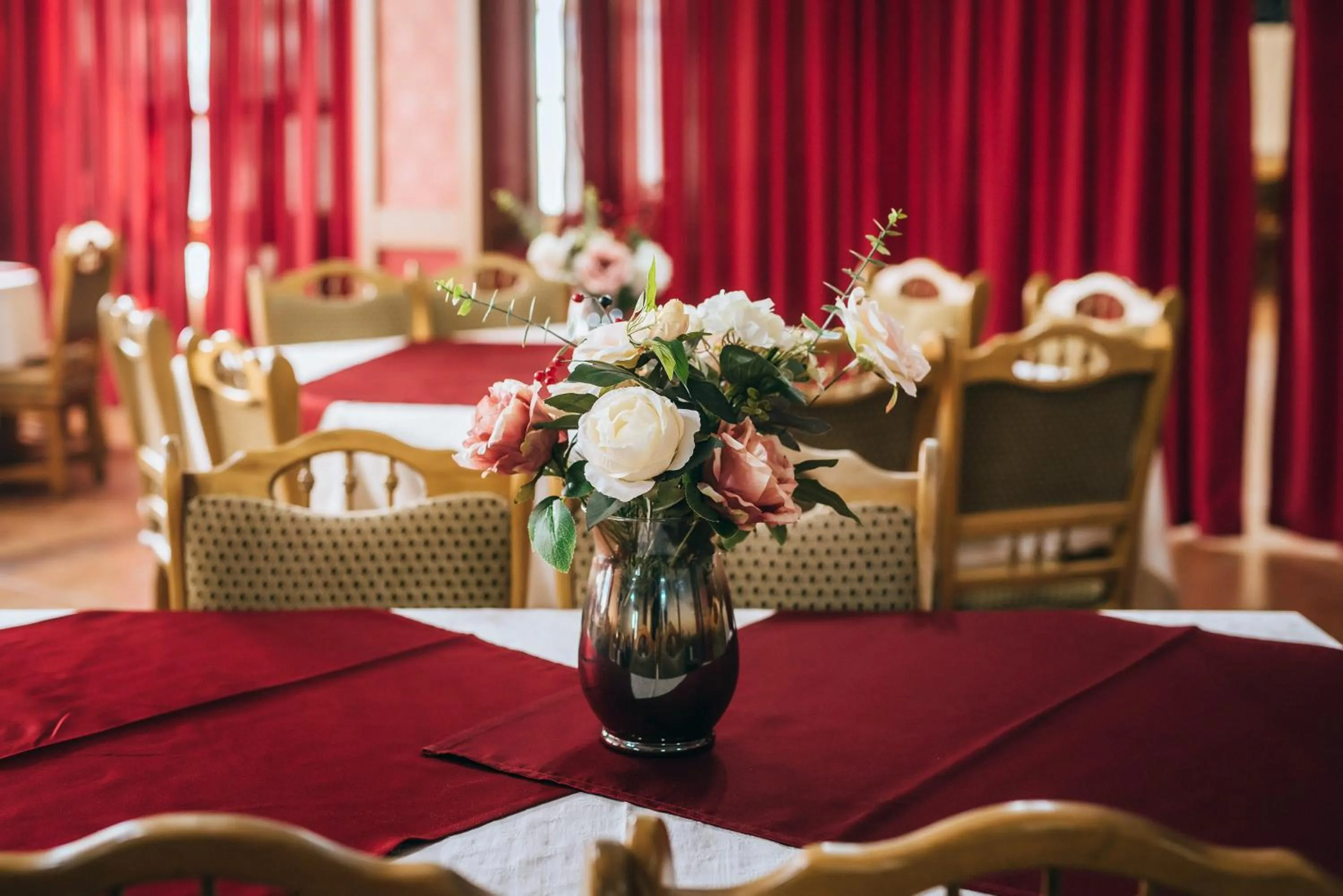 Restaurant/places to eat in Casa Rubin