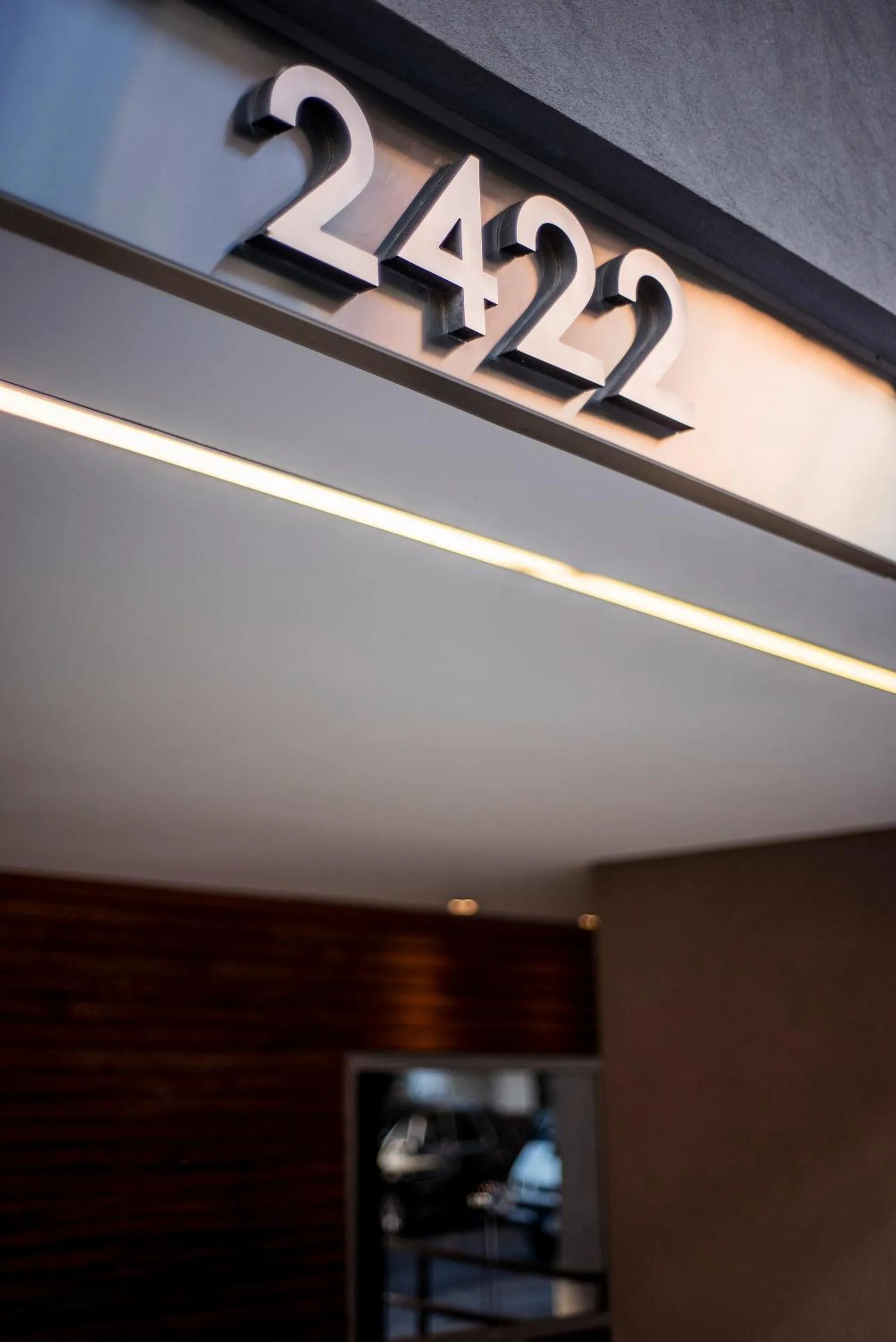 Property building in Top Rentals WOW Nuñez