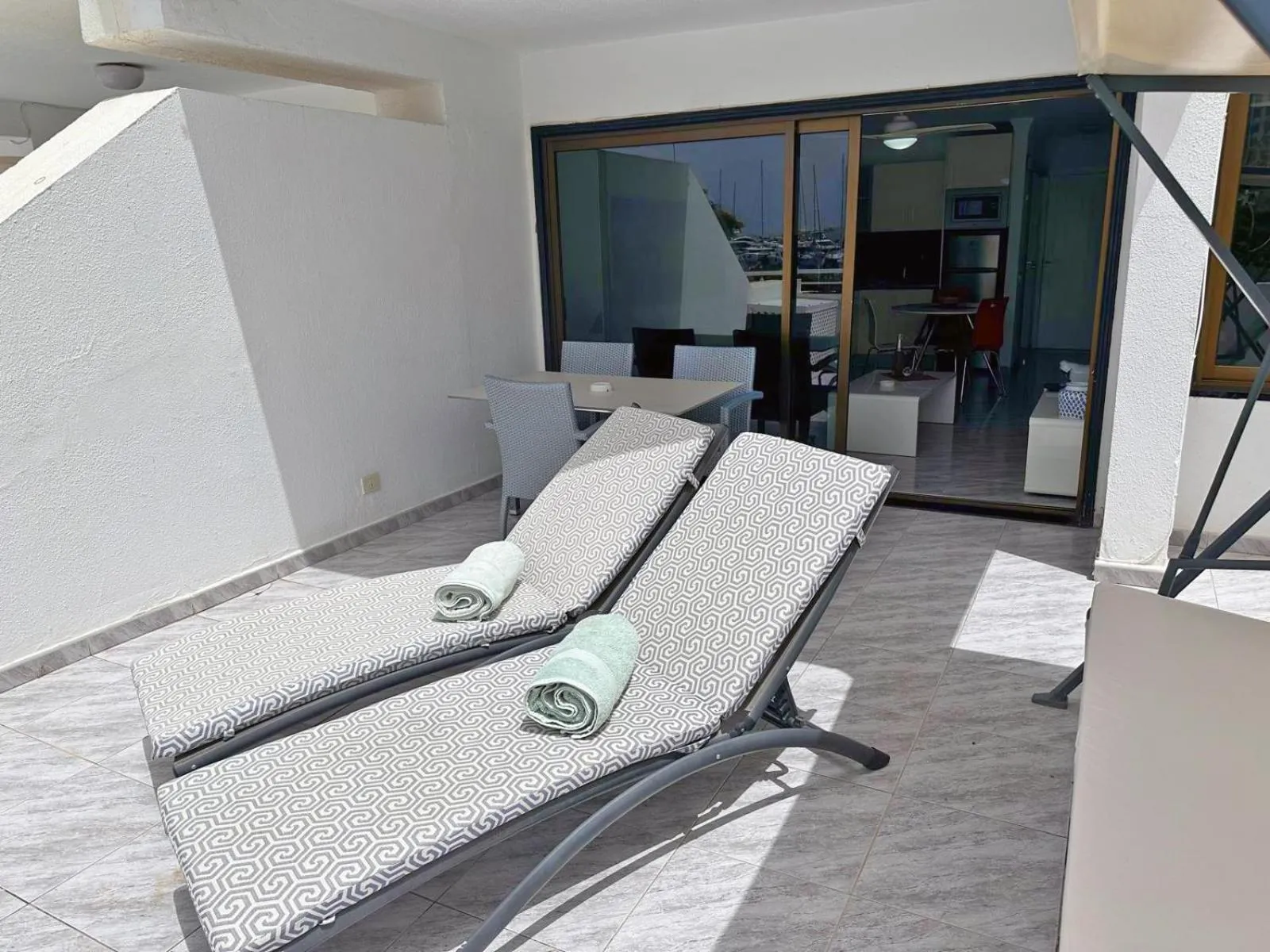 Apartamentos Portonovo