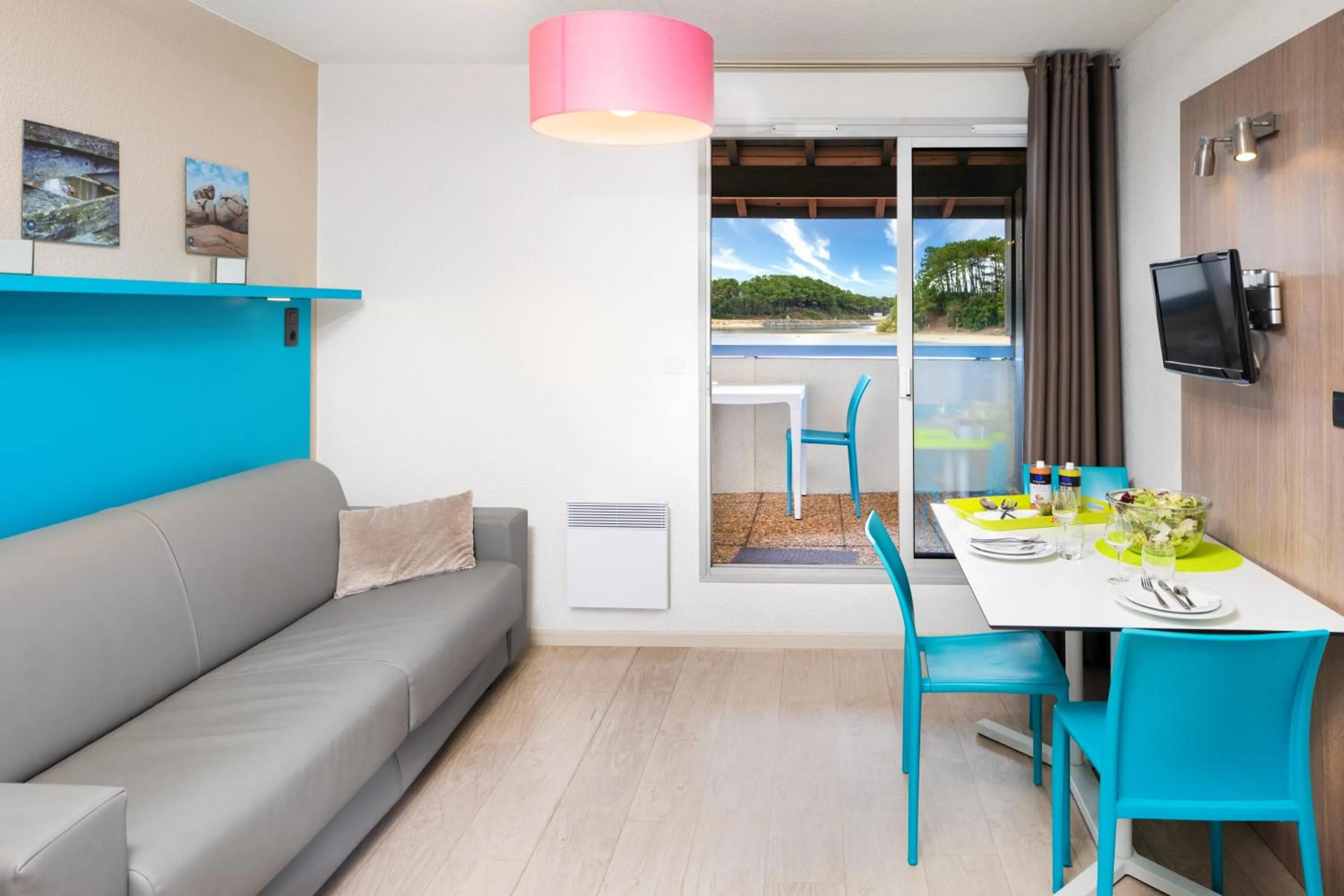 Living room in SOWELL Family Pignada Plage