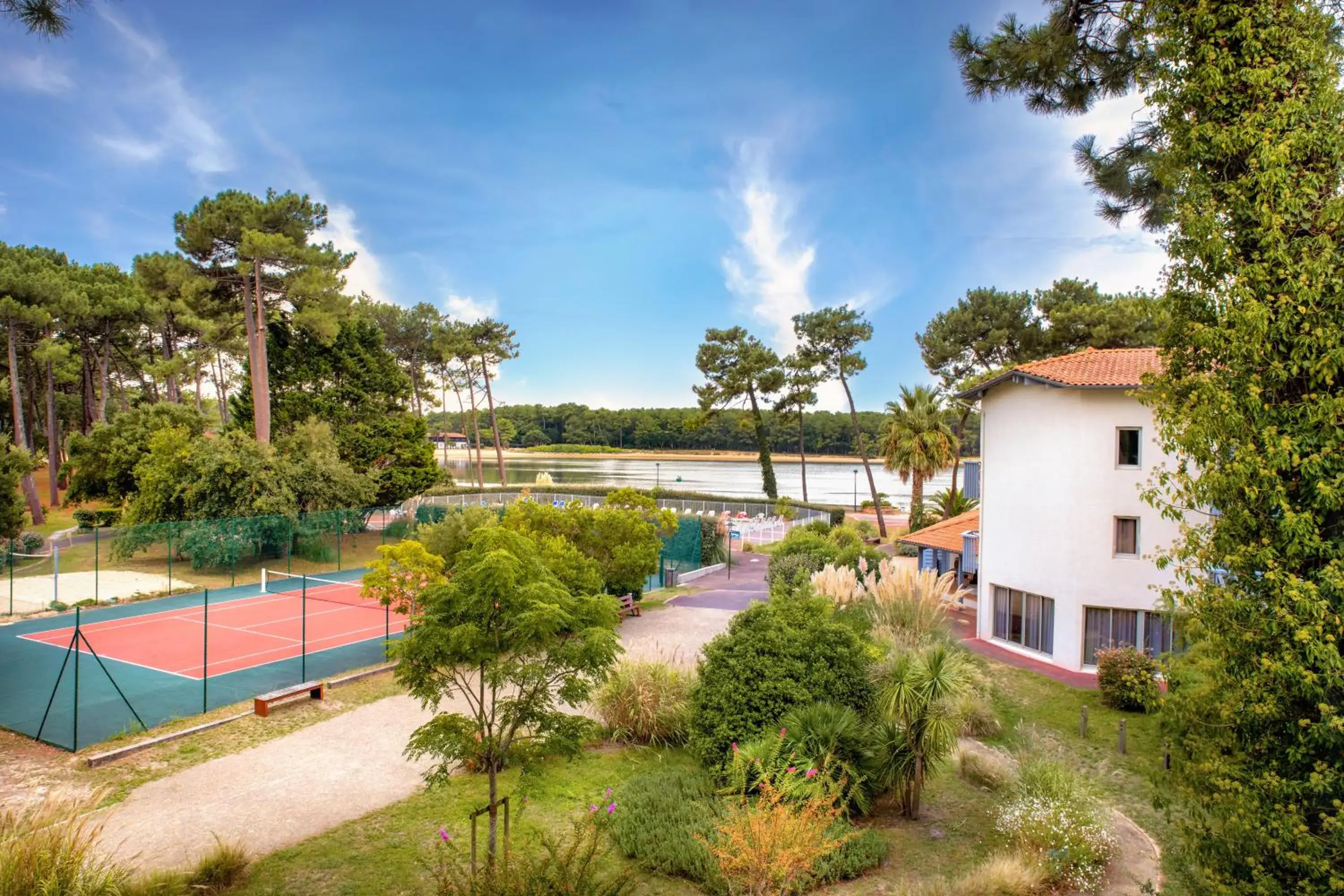 Pool view in SOWELL Family Pignada Plage Pool view in SOWELL Family Pignada Plage