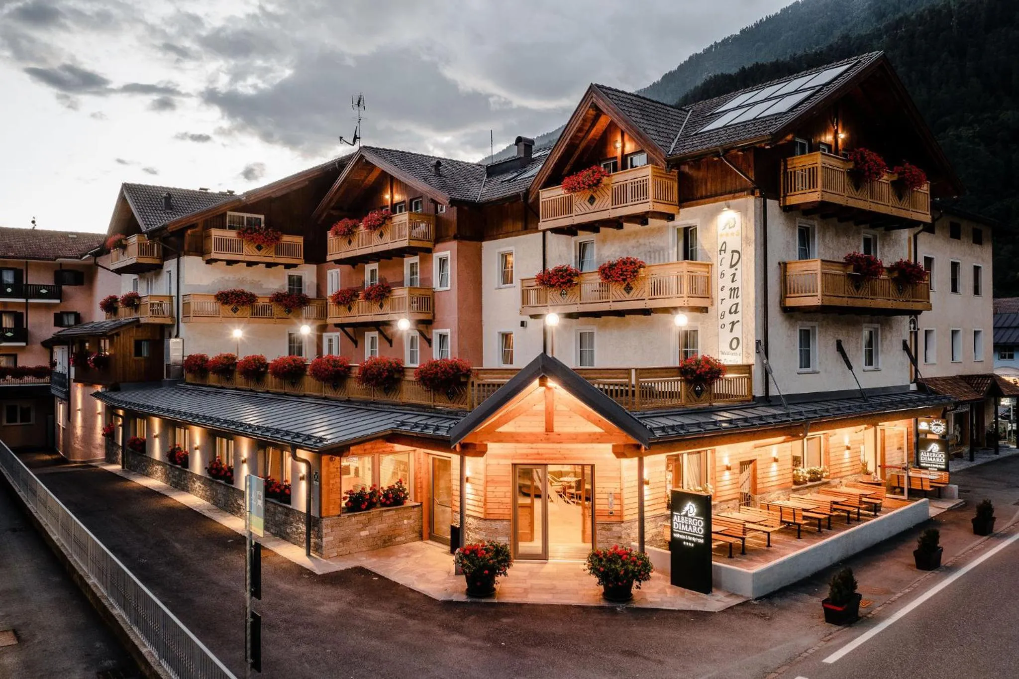 Property building in Albergo Dimaro Wellness Hotel