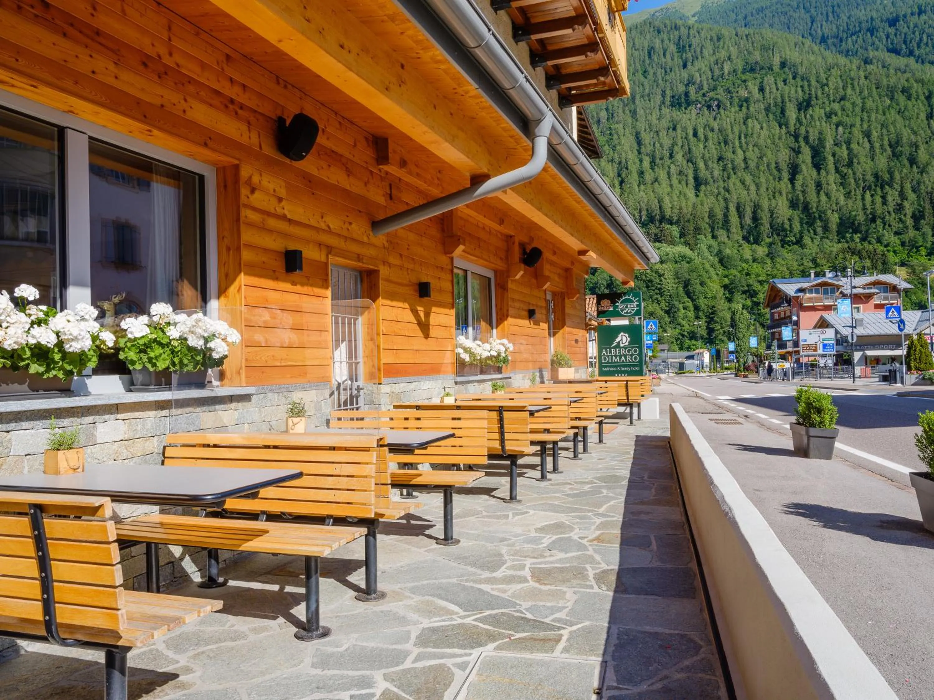 Property building in Albergo Dimaro Wellness Hotel