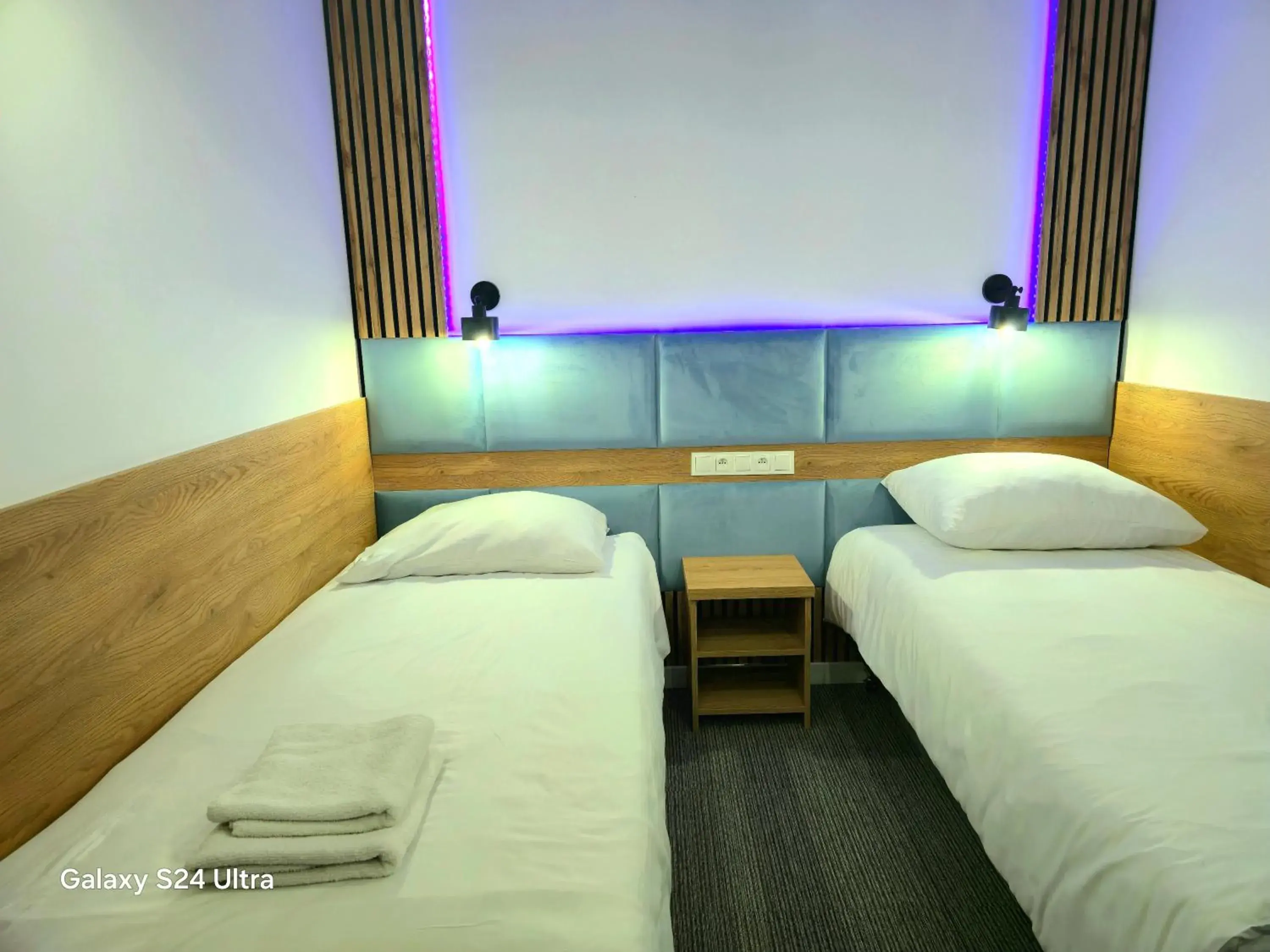 Deluxe Double Room in Hotel Amber Deluxe Double Room in Hotel Amber