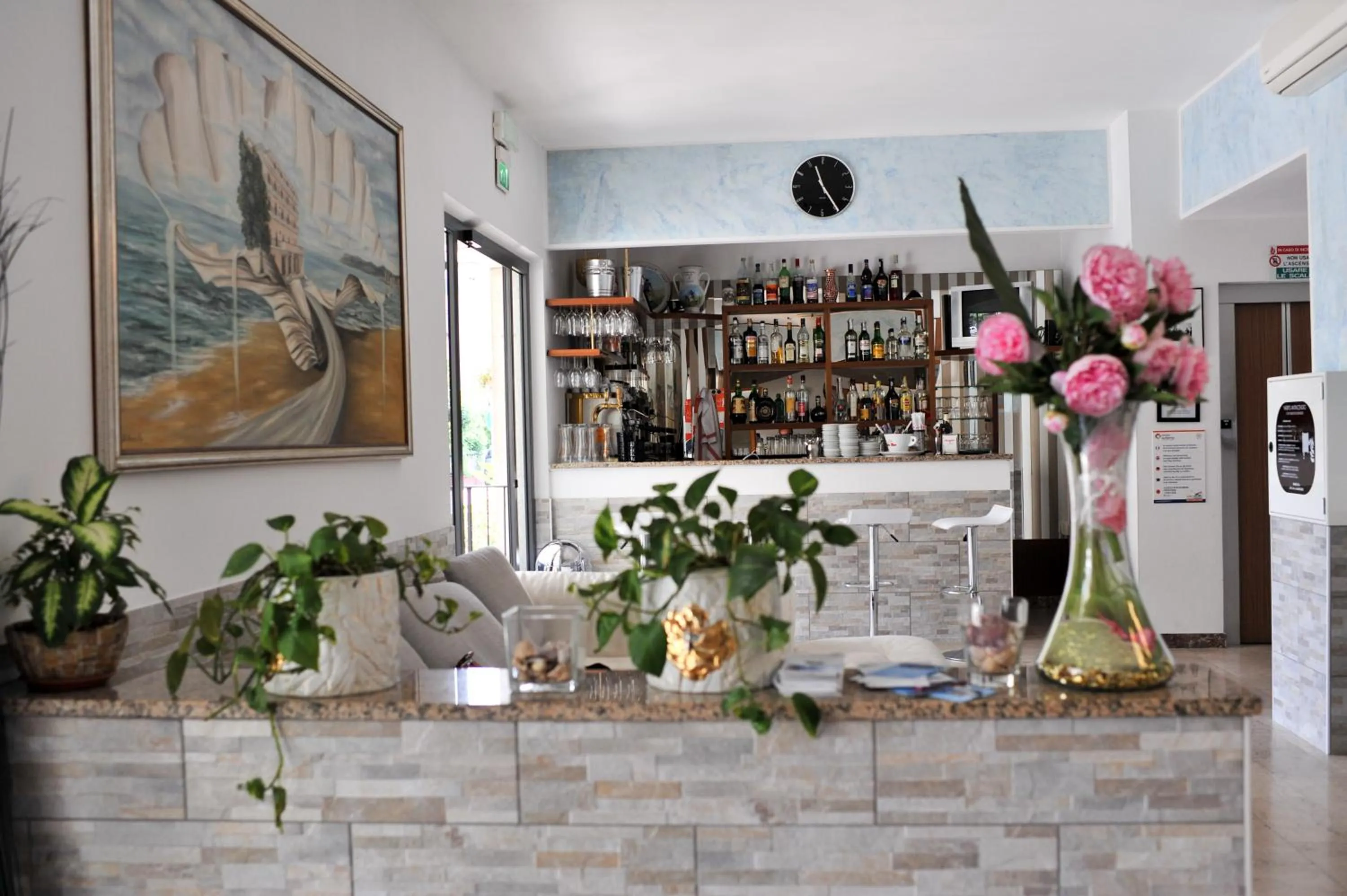 Communal lounge/ TV room in Hotel Maris Stella