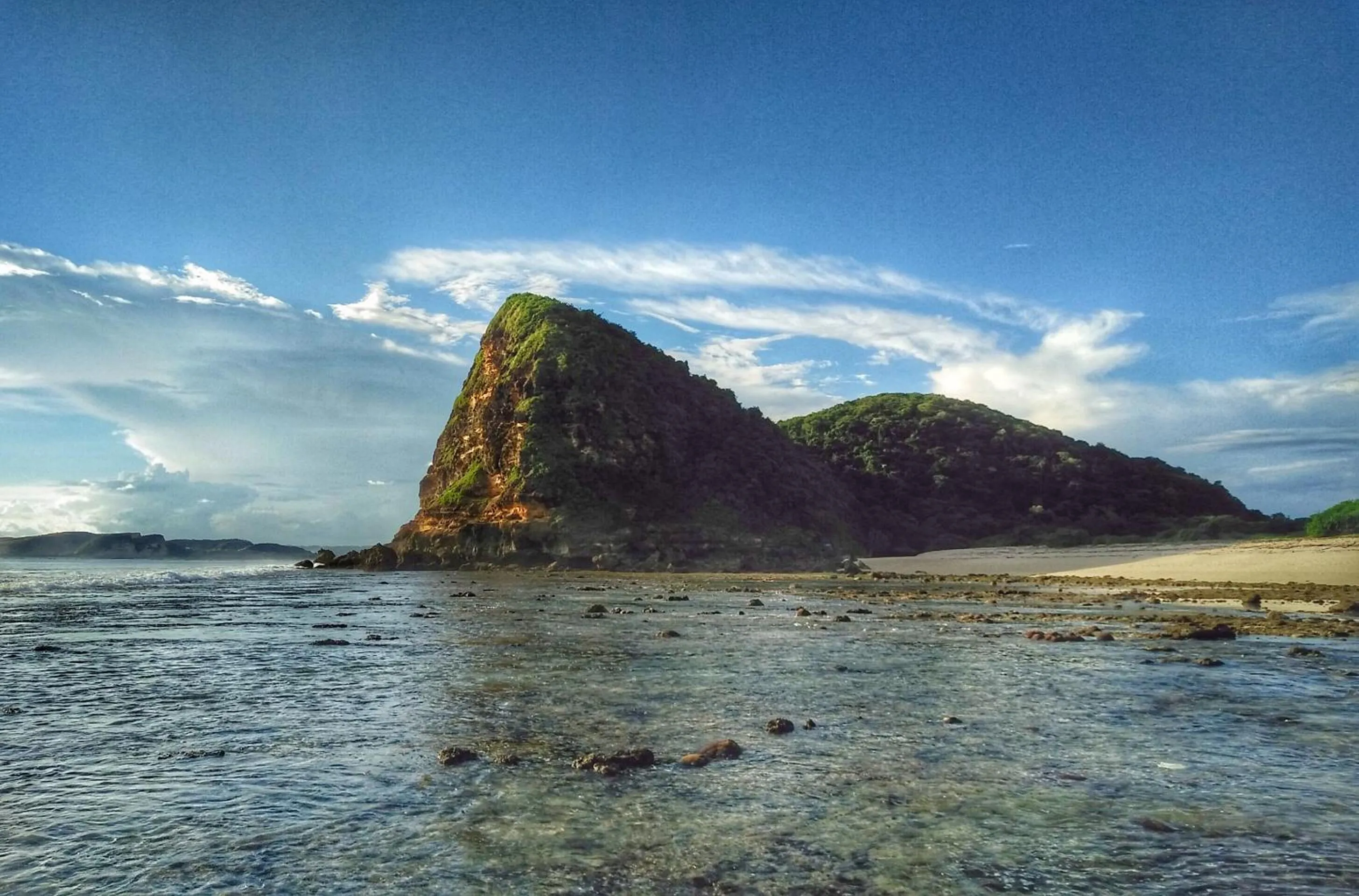 Natural landscape in Tunak Cottage