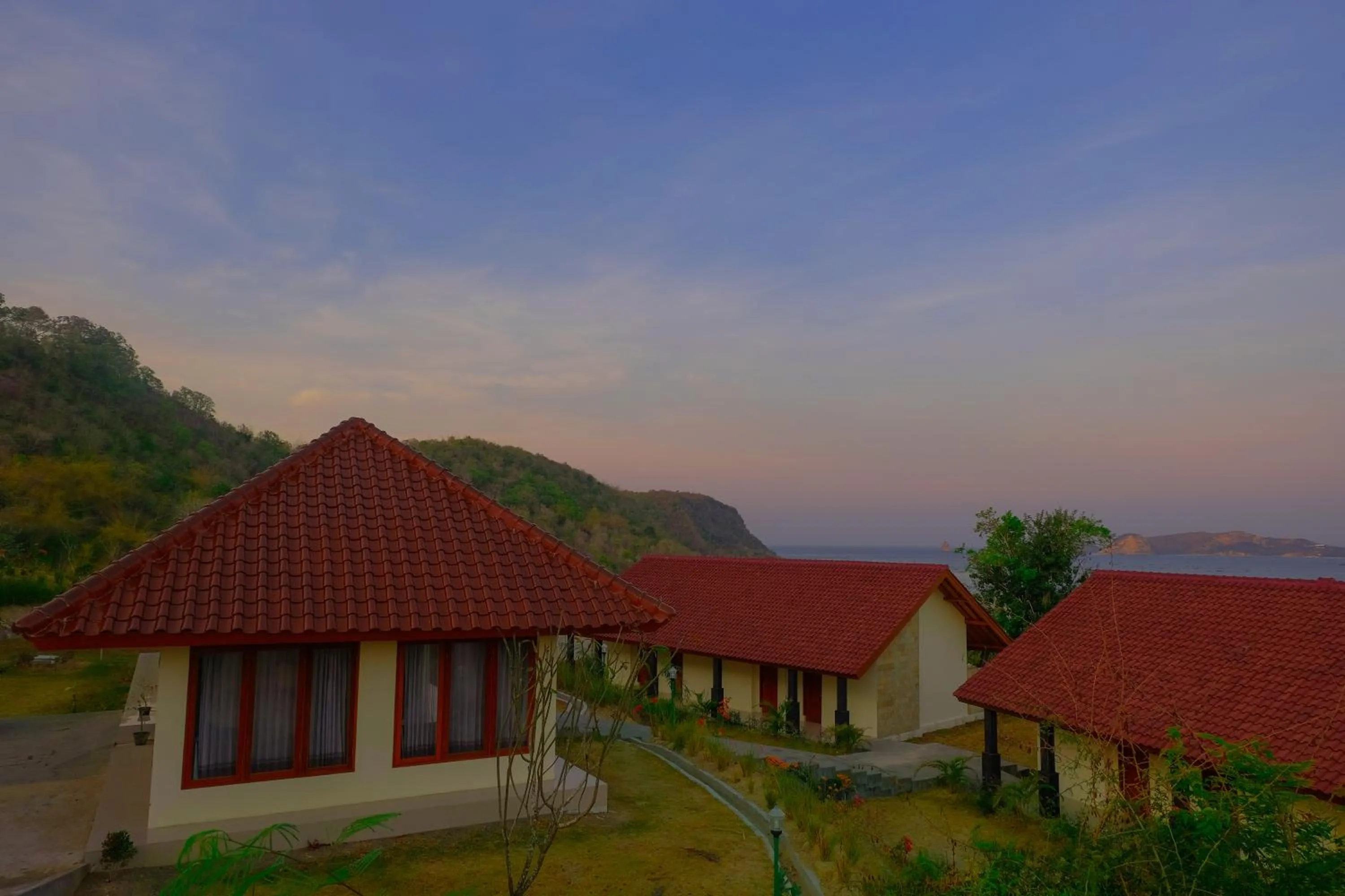 Property building in Tunak Cottage