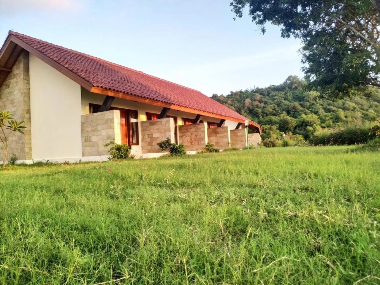 Property building in Tunak Cottage