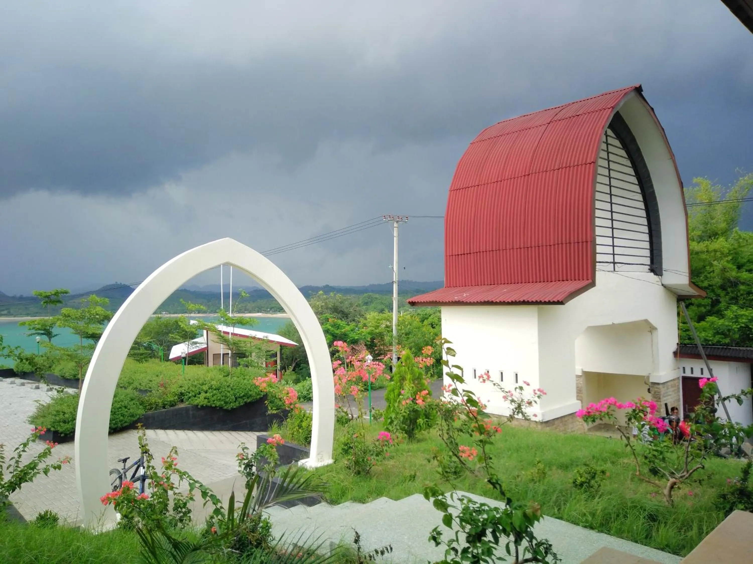 Property building in Tunak Cottage