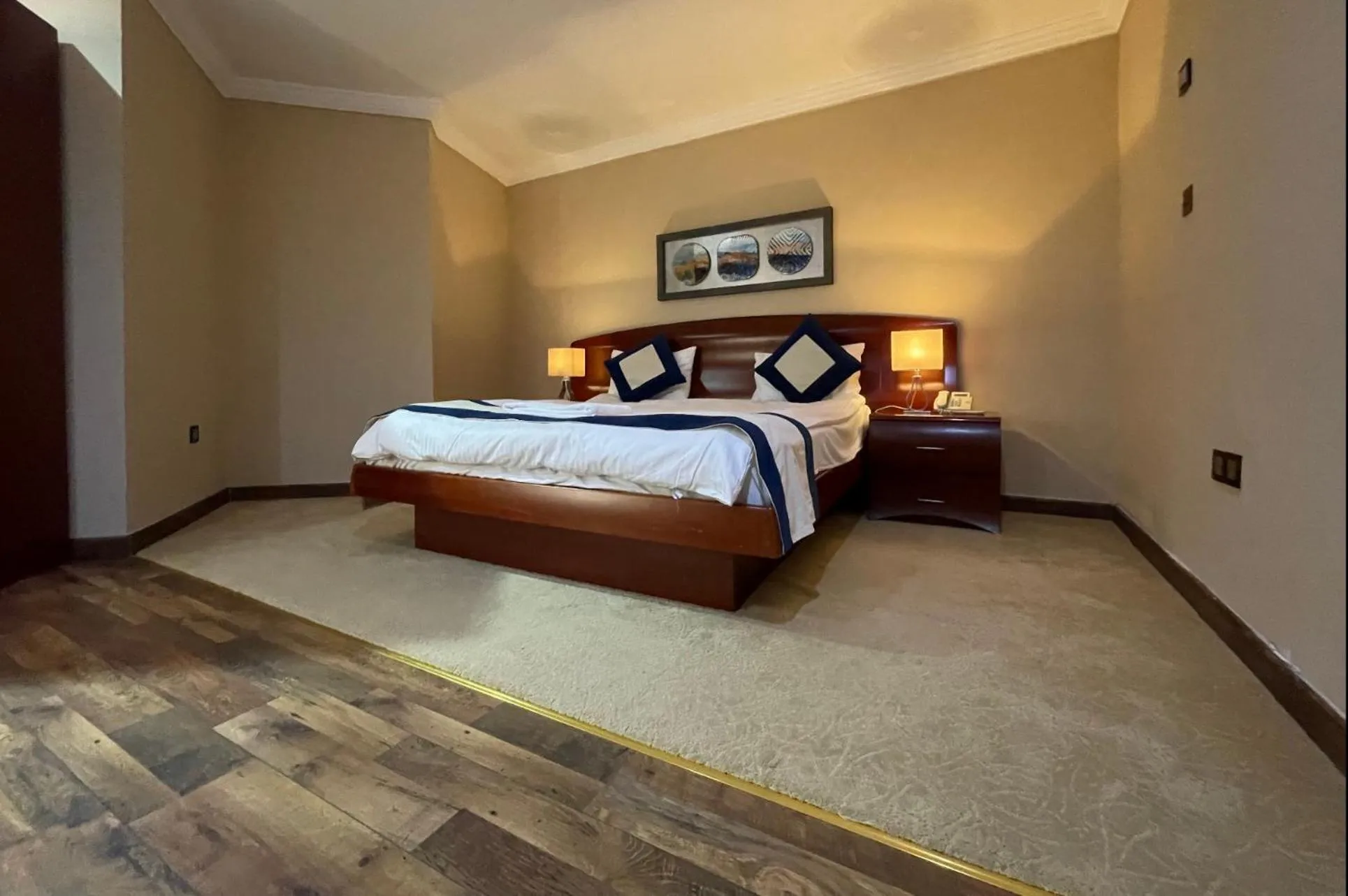 Bed in Wakra Inn Hotel Apartments