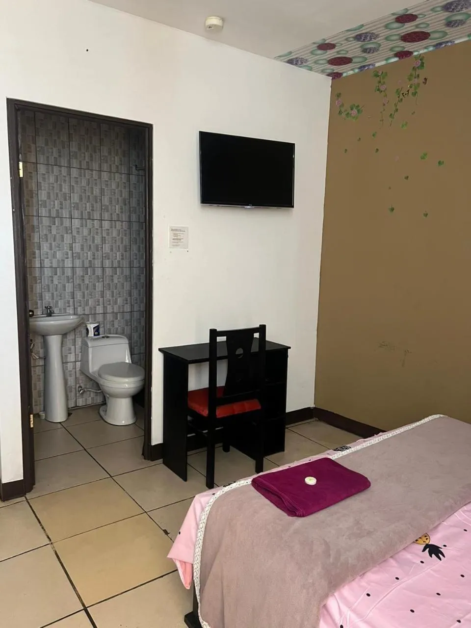 Bed in La Fortuna Roja