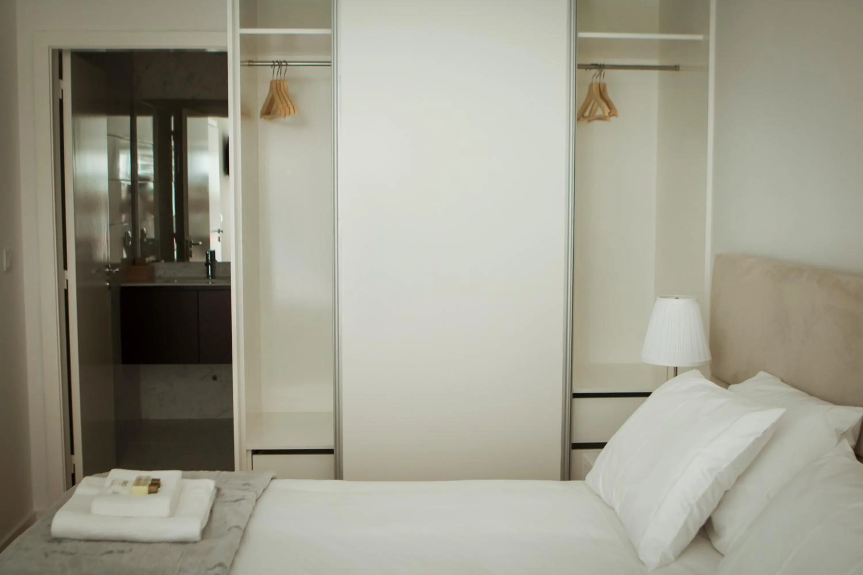 Bed in Nightingale Apartments
