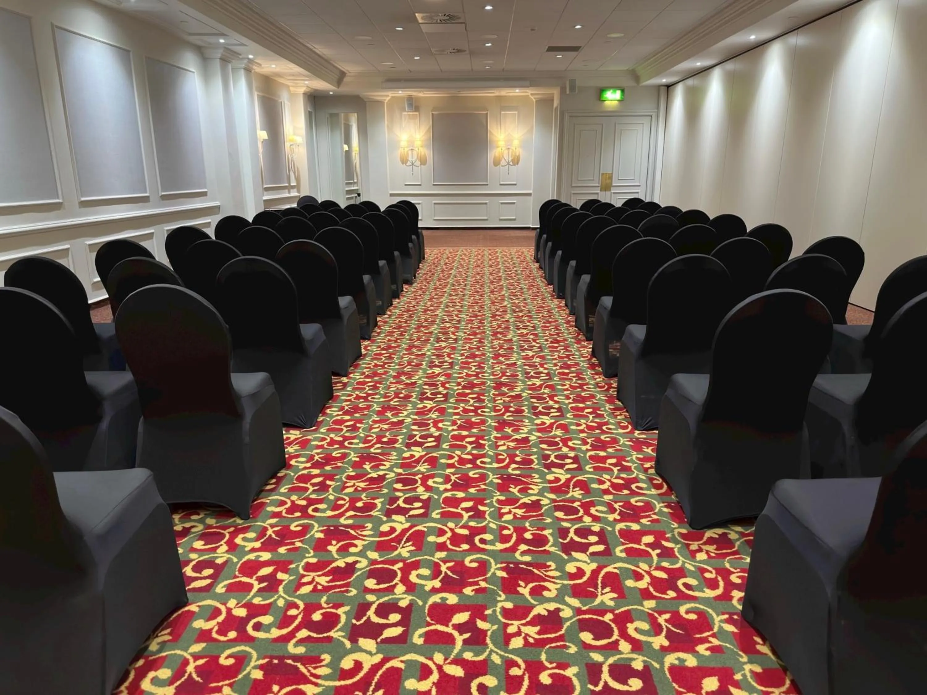 Meeting/conference room in The Aberdeen Dyce Hotel
