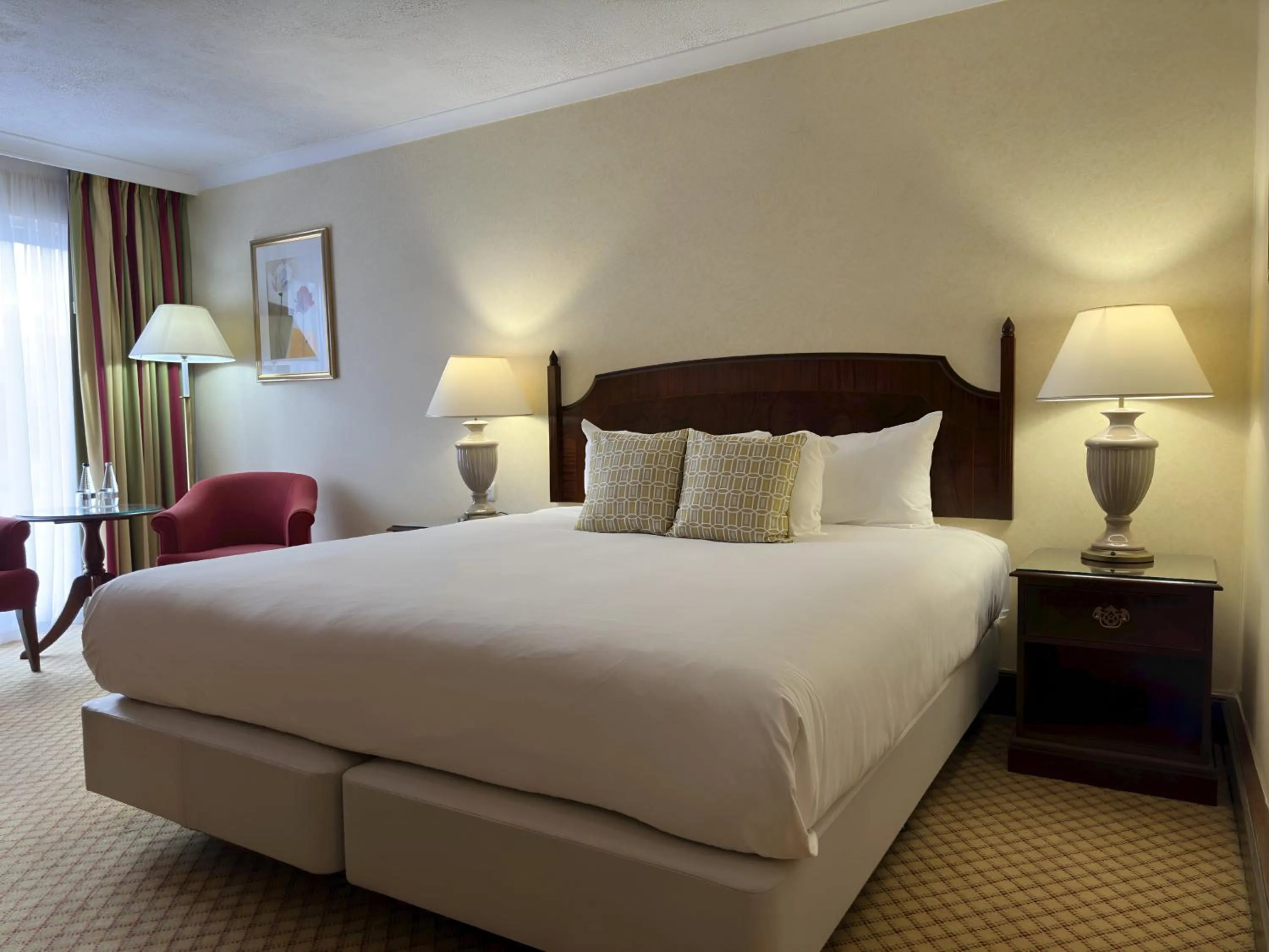 Bedroom, Bed in The Aberdeen Dyce Hotel