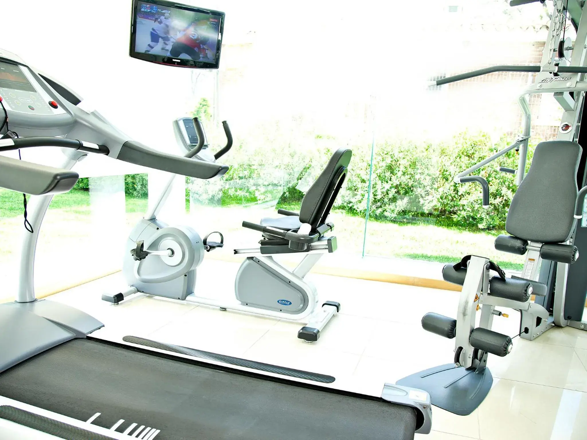 Fitness centre/facilities in Park Hotel Fitness centre/facilities in Park Hotel