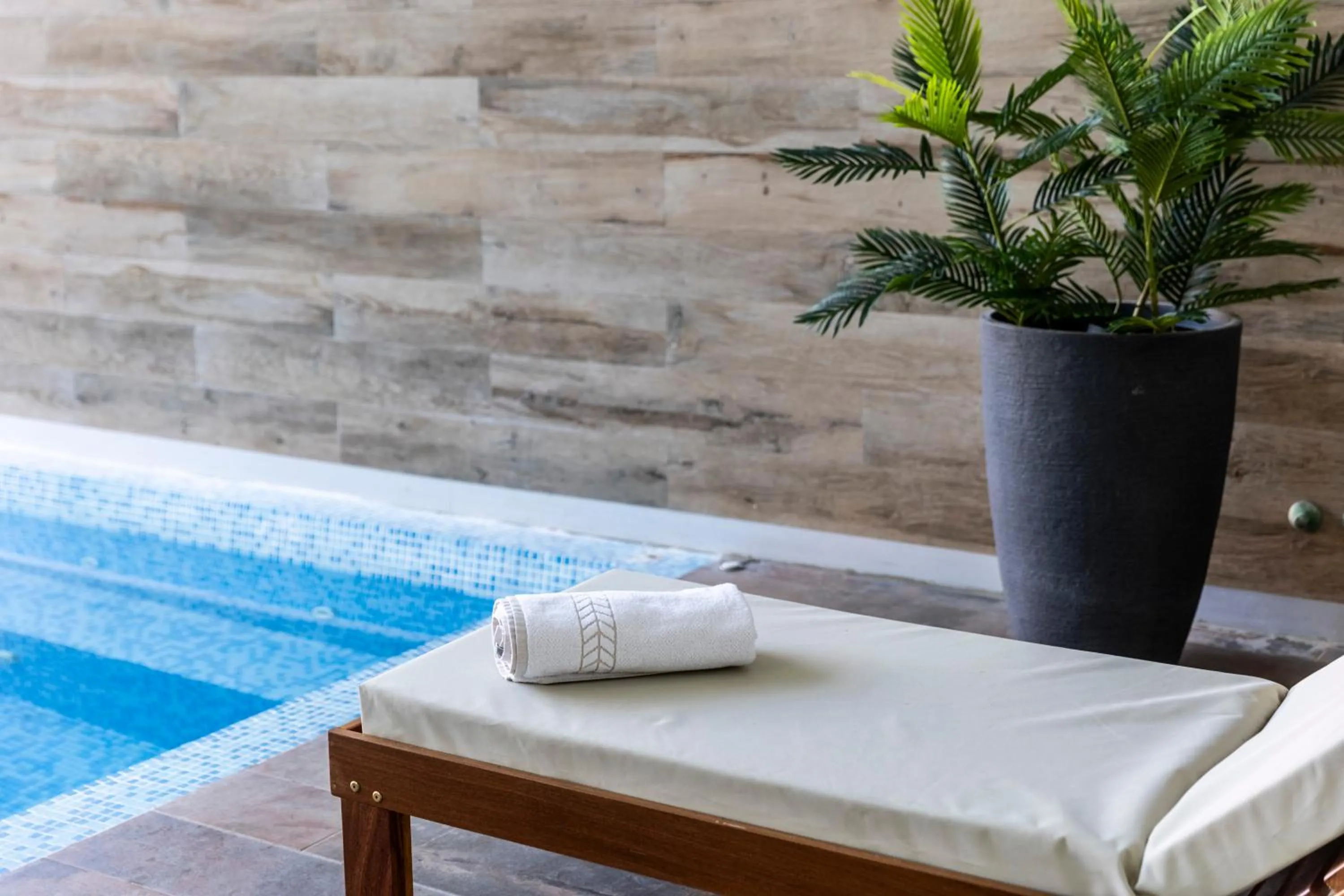 Pool view in Park Hotel